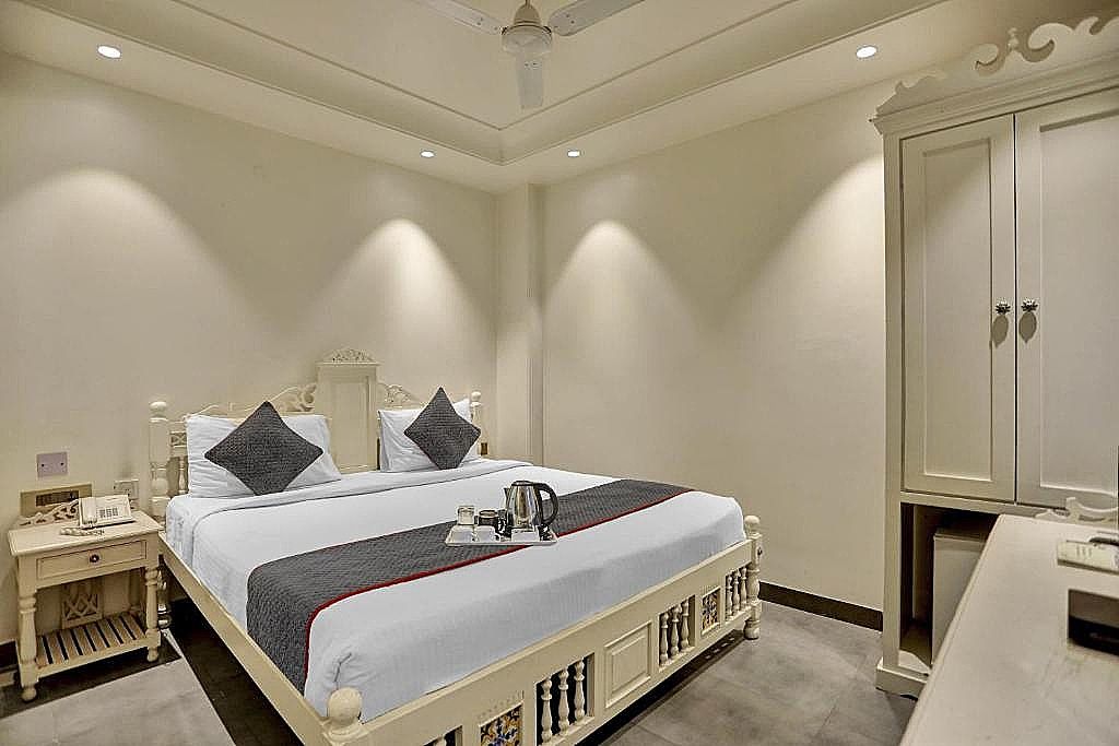 Standard Heritage Room