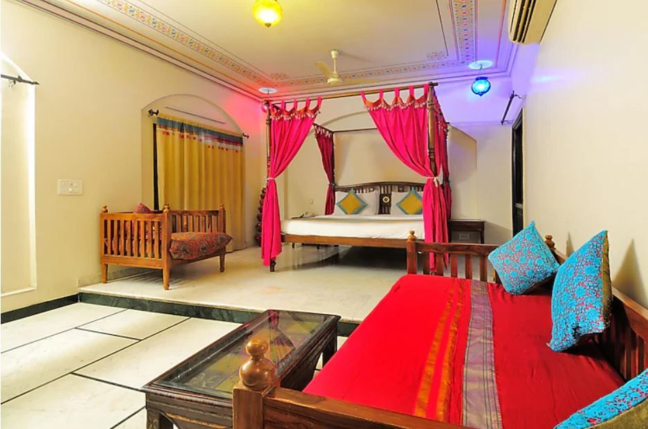 Maharaja AC Suite ith Free Wifi