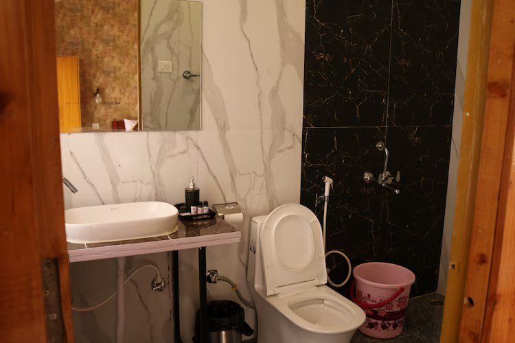 Resort Prakriti Unwind Superior Room with Private Balcony (1st Floor) 4