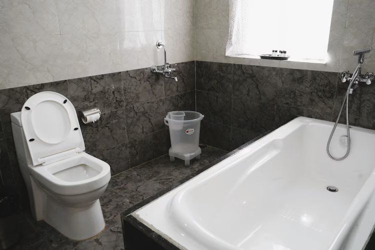 Luxury Suite With Bathtub