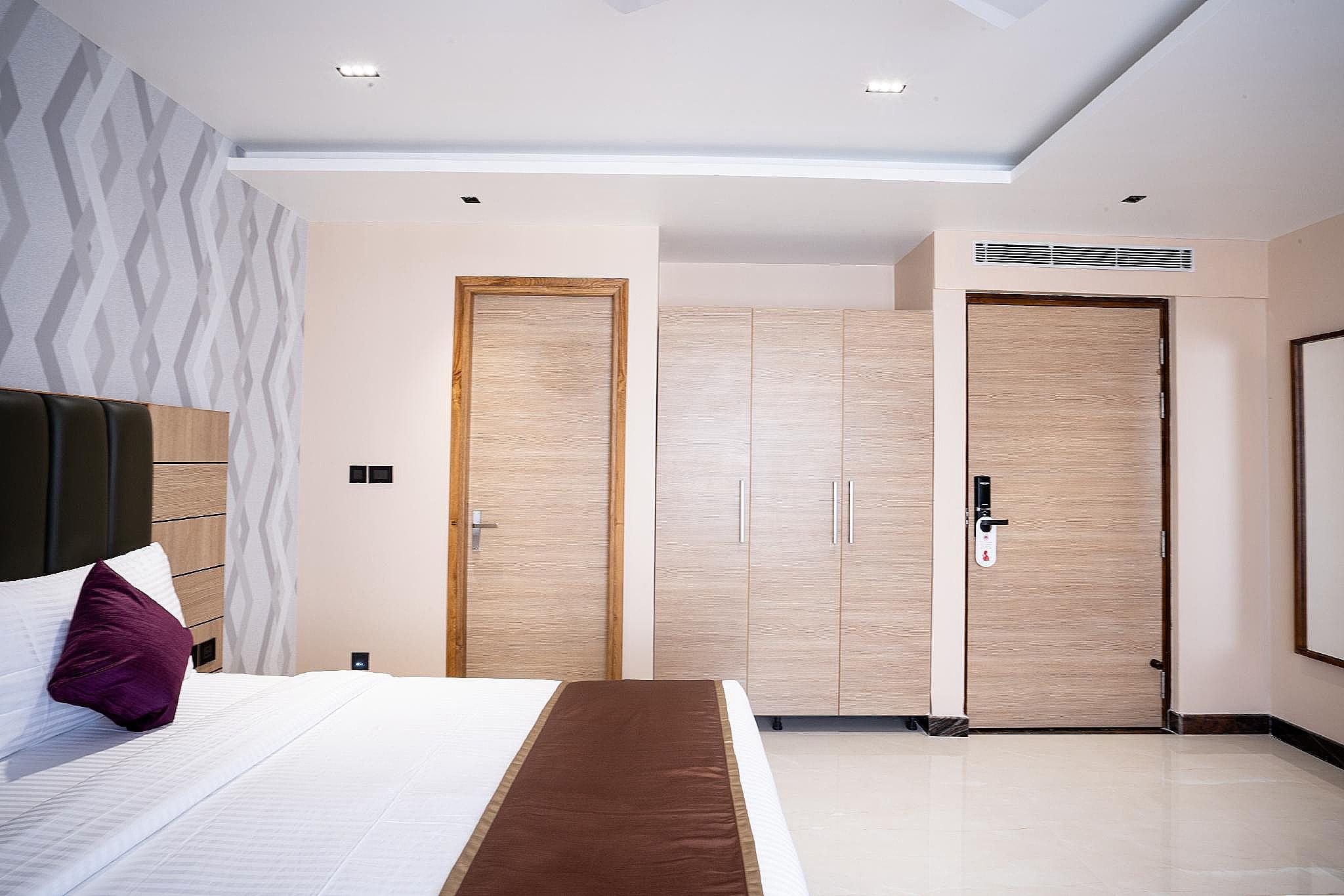 Premium Room with King Bed