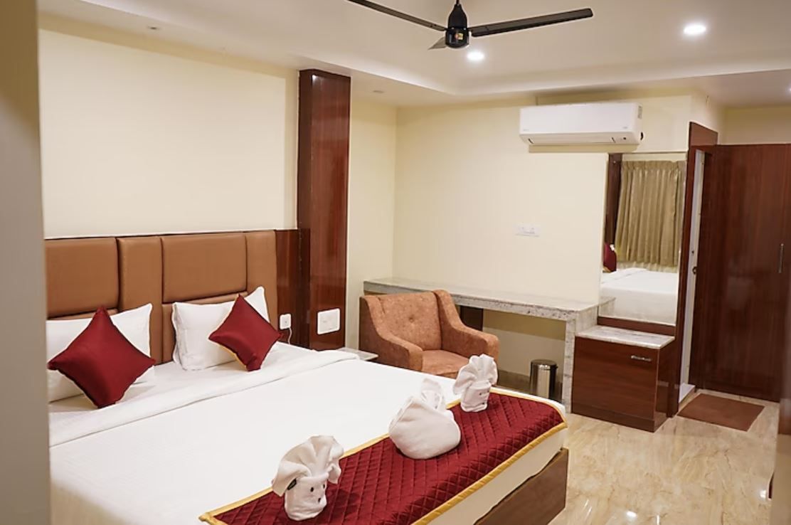 Premium Deluxe Room-Temple and Hill View