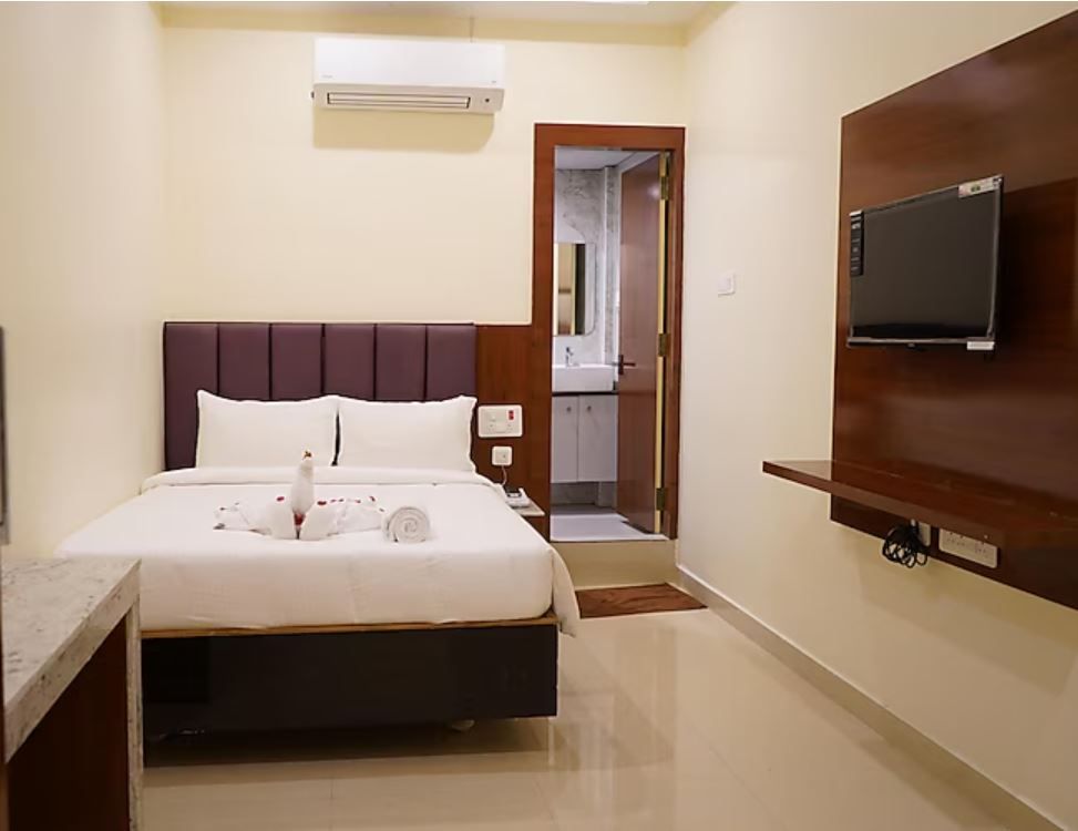 Fortune Residency Standard Room 8