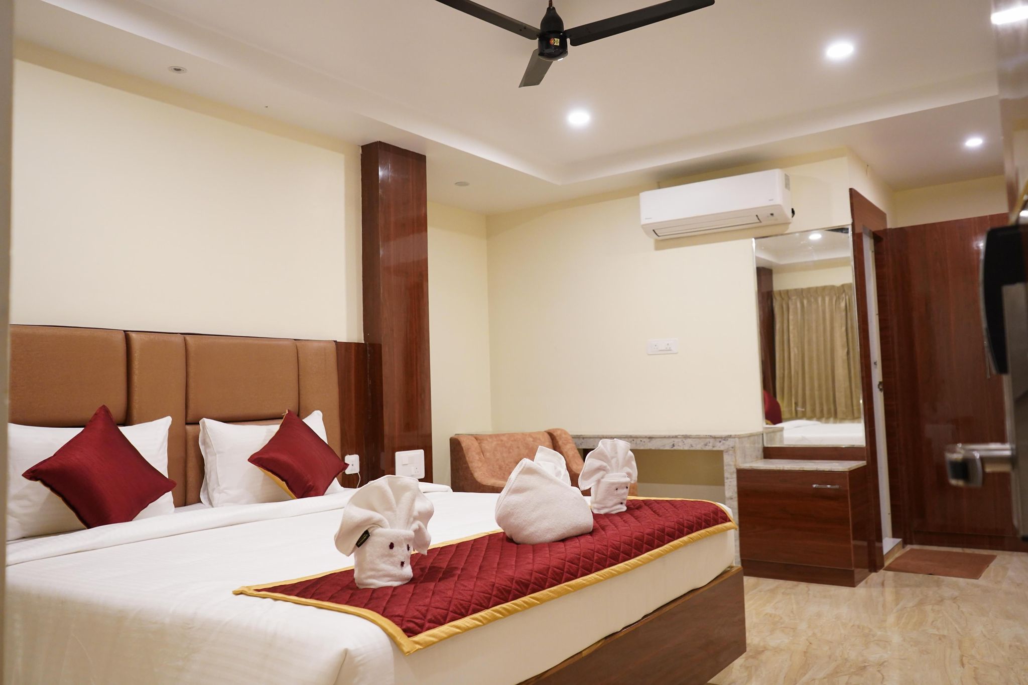 Premium Deluxe Room-Temple and Hill View