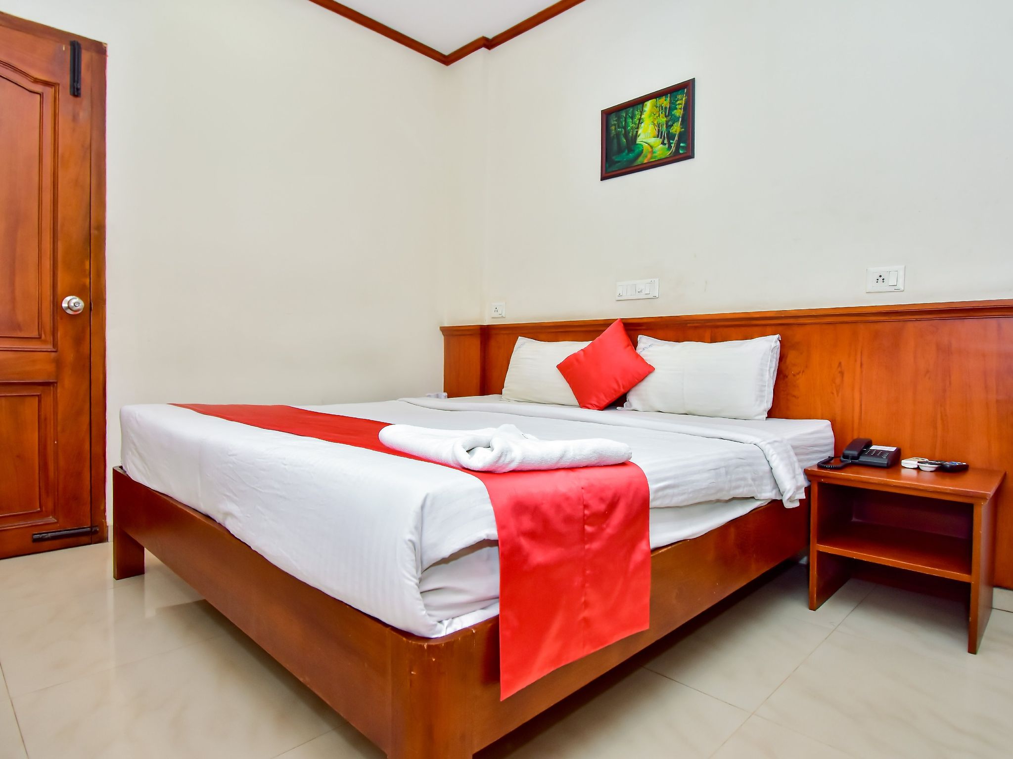 Hotel Sayoojyam Residency Standard Non AC 4