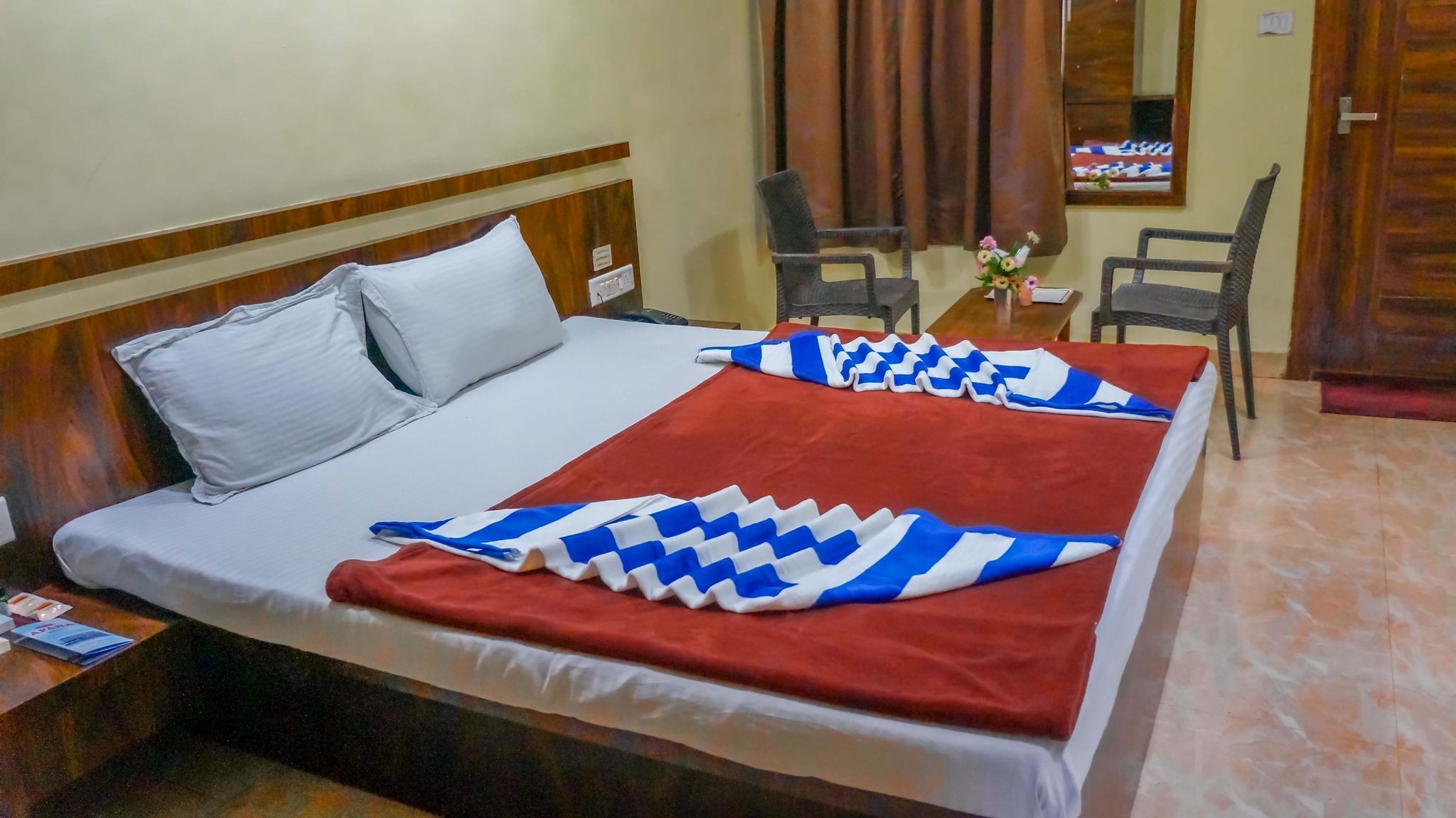 Back Side Double Bed AC Room