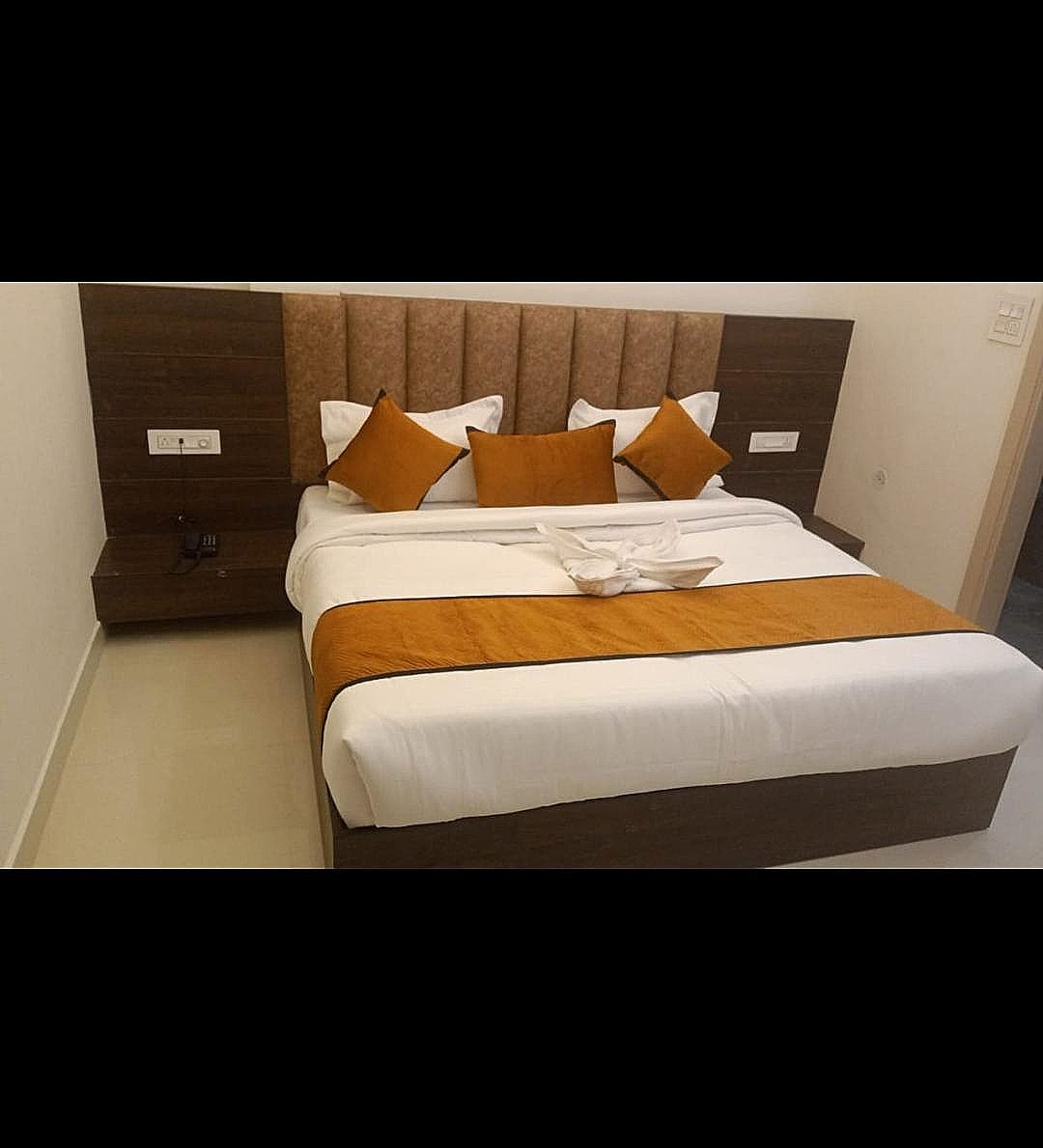 Epic Star Hotel And Resort Deluxe Double Room  6