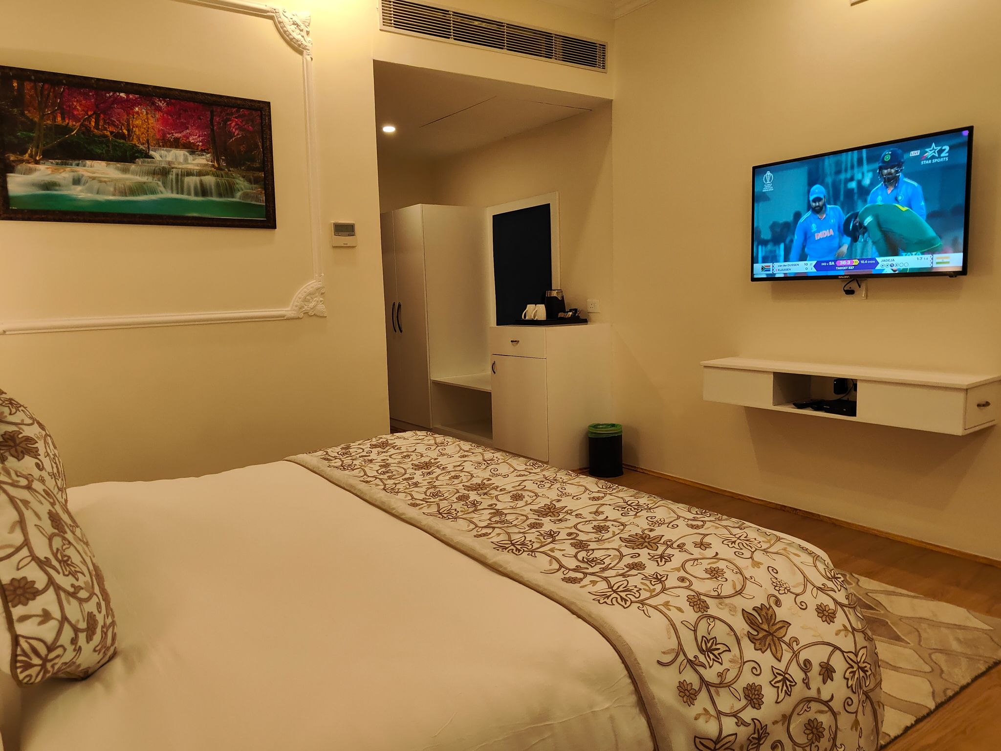 Arco Hotels and Resorts Premium Room - Countryside View 14