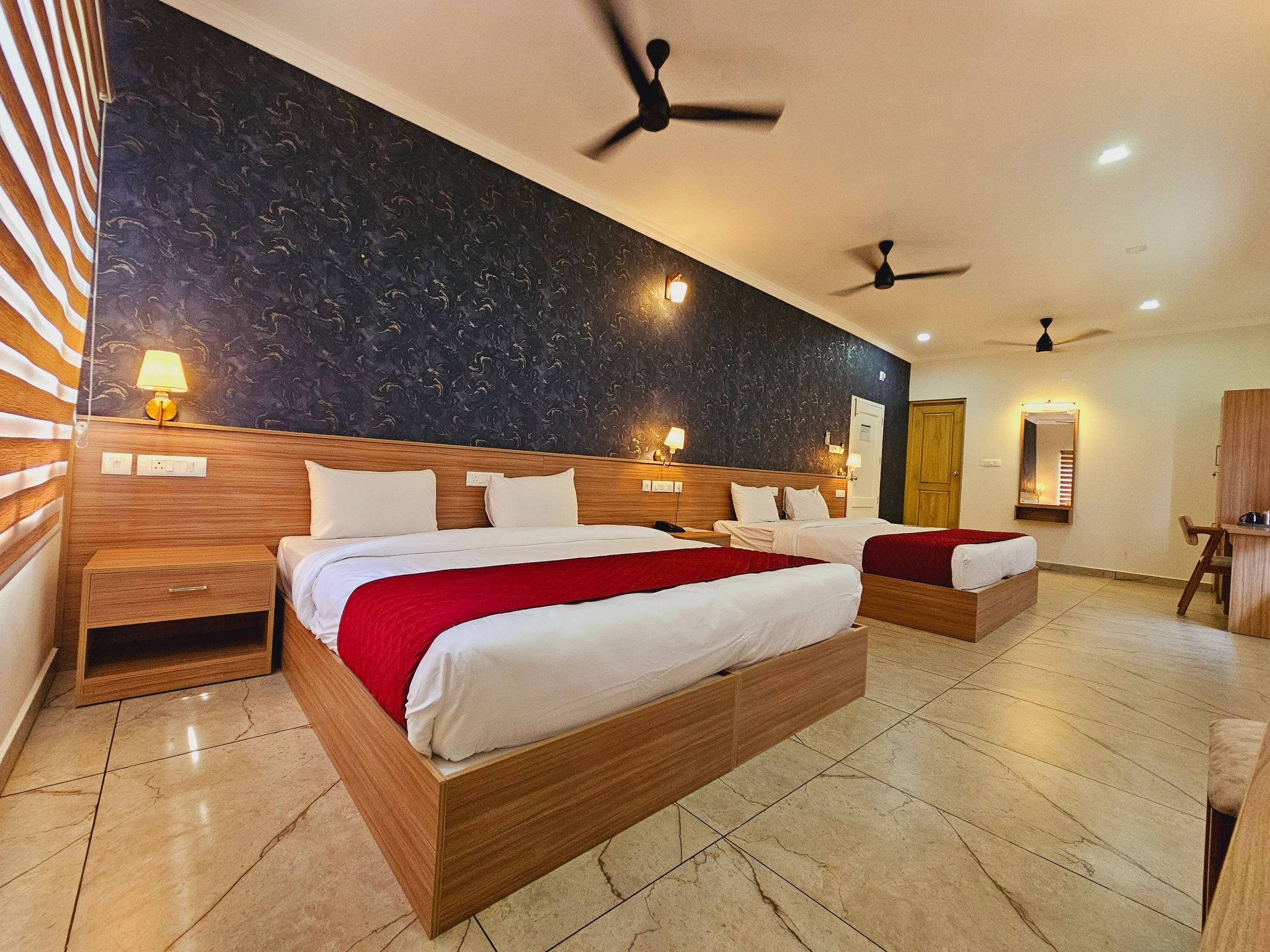 ESAA Airport Hotel Kochi STANDARD DELUXE 3