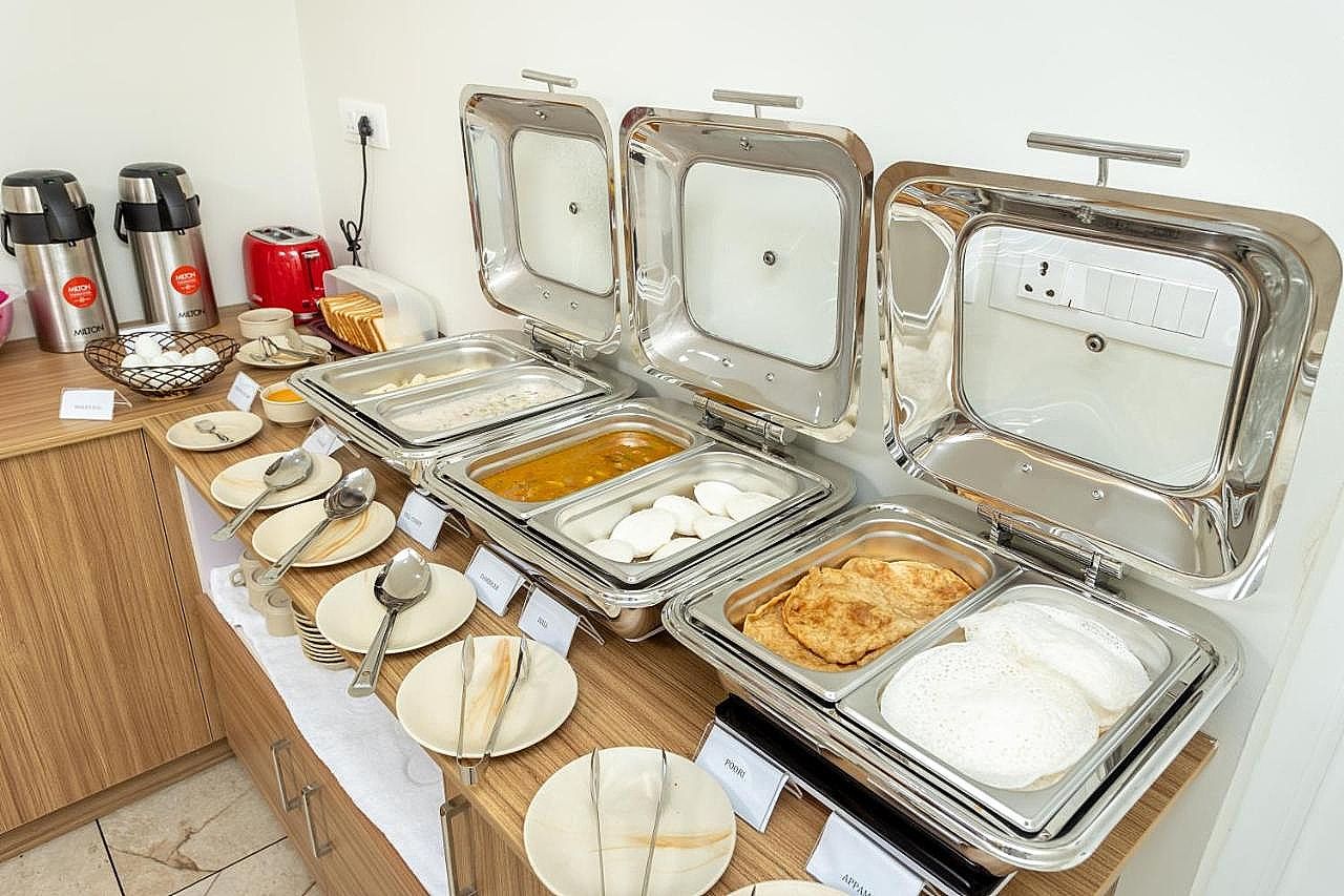 Food & Dining