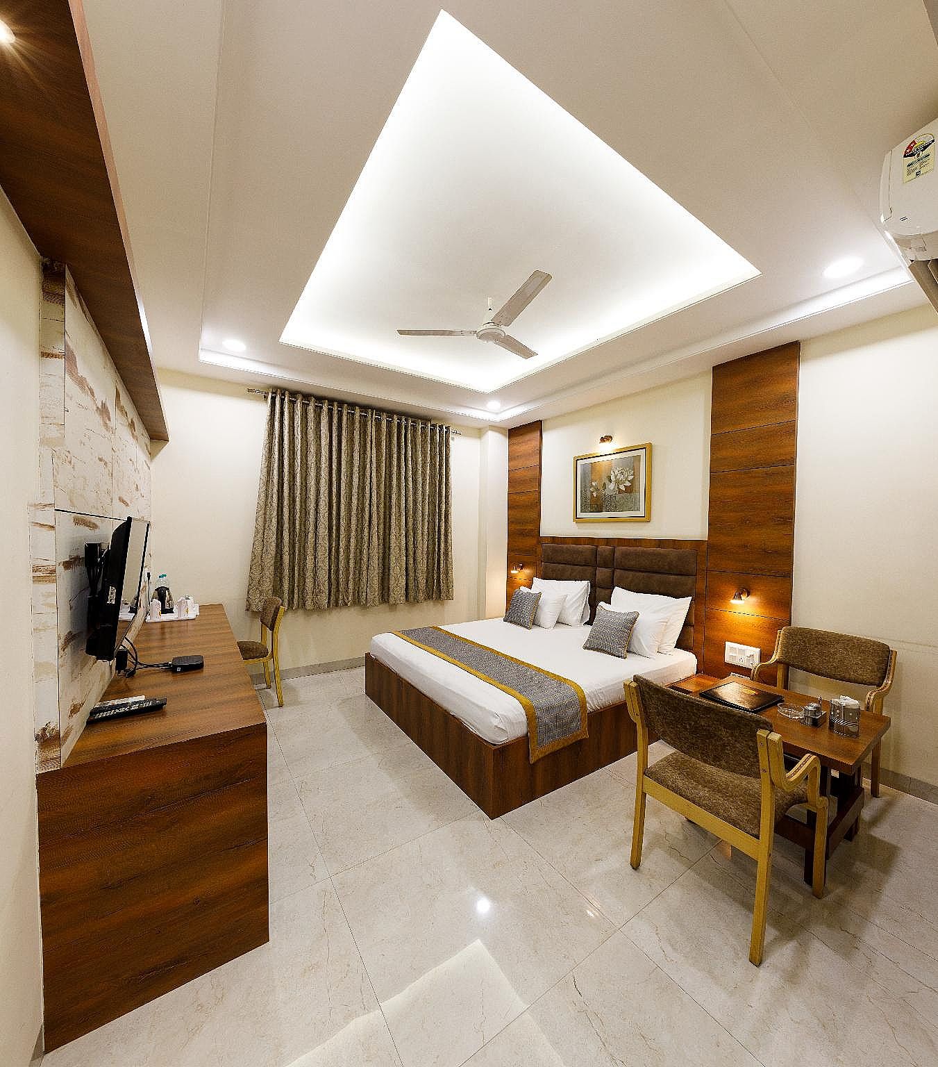 HOTEL HIGHWAY KING JAIPUR Super Deluxe Room 6