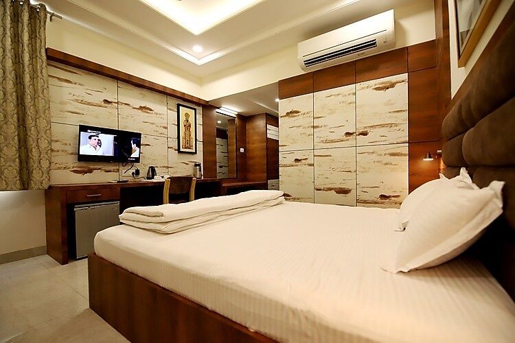HOTEL HIGHWAY KING JAIPUR Super Deluxe Room 4