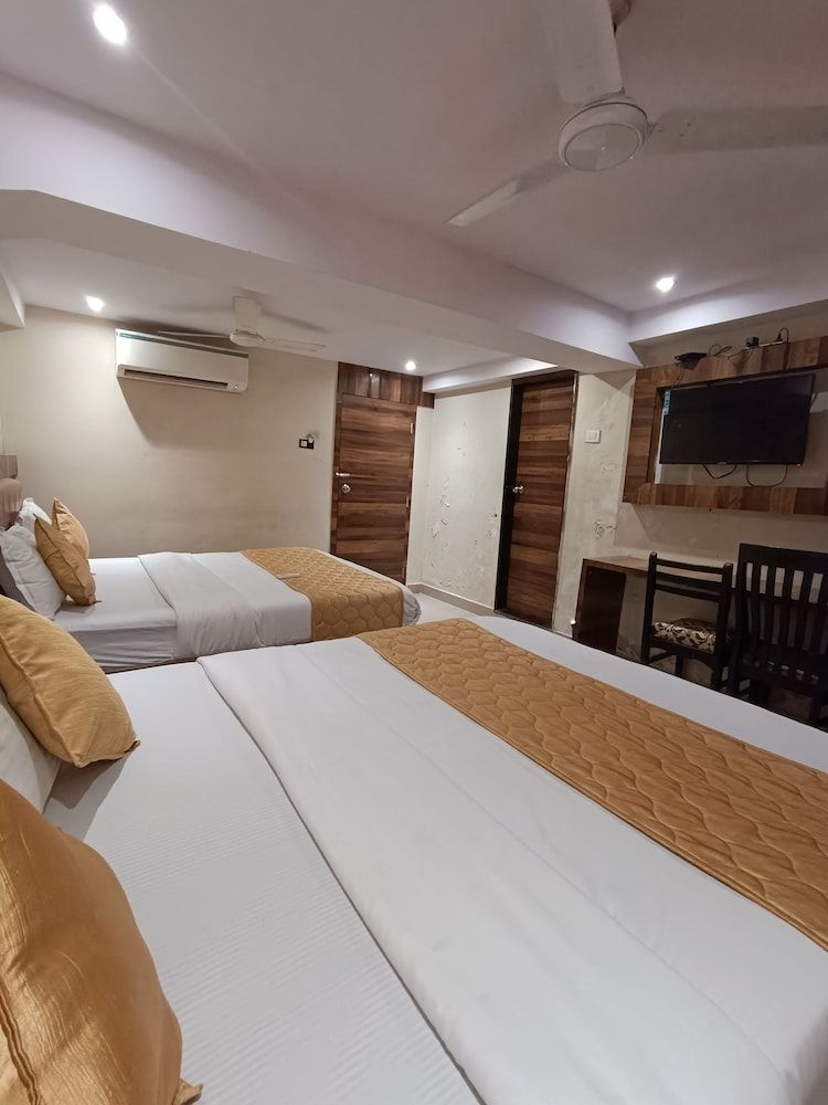 RK Hotel