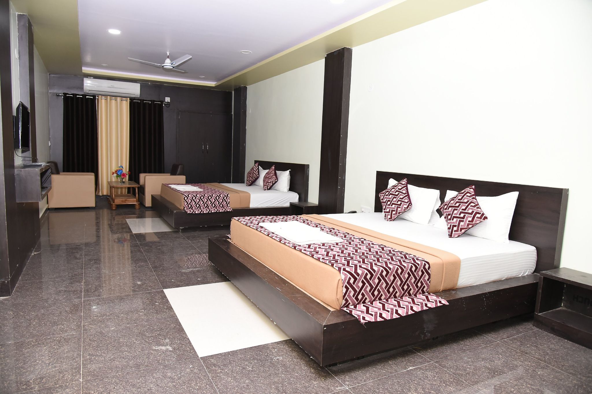 Executive - Family AC Room