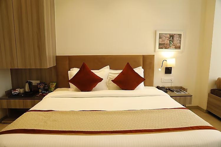 PREMIUM ROOMS