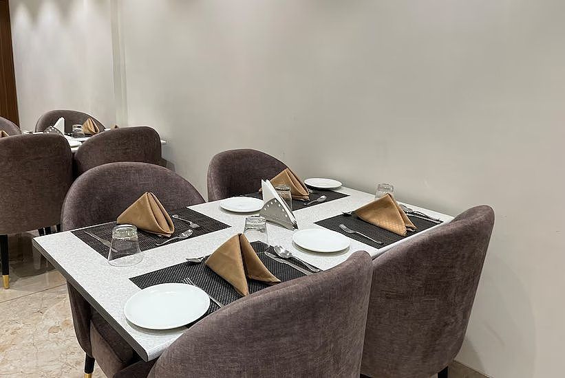 Food & Dining