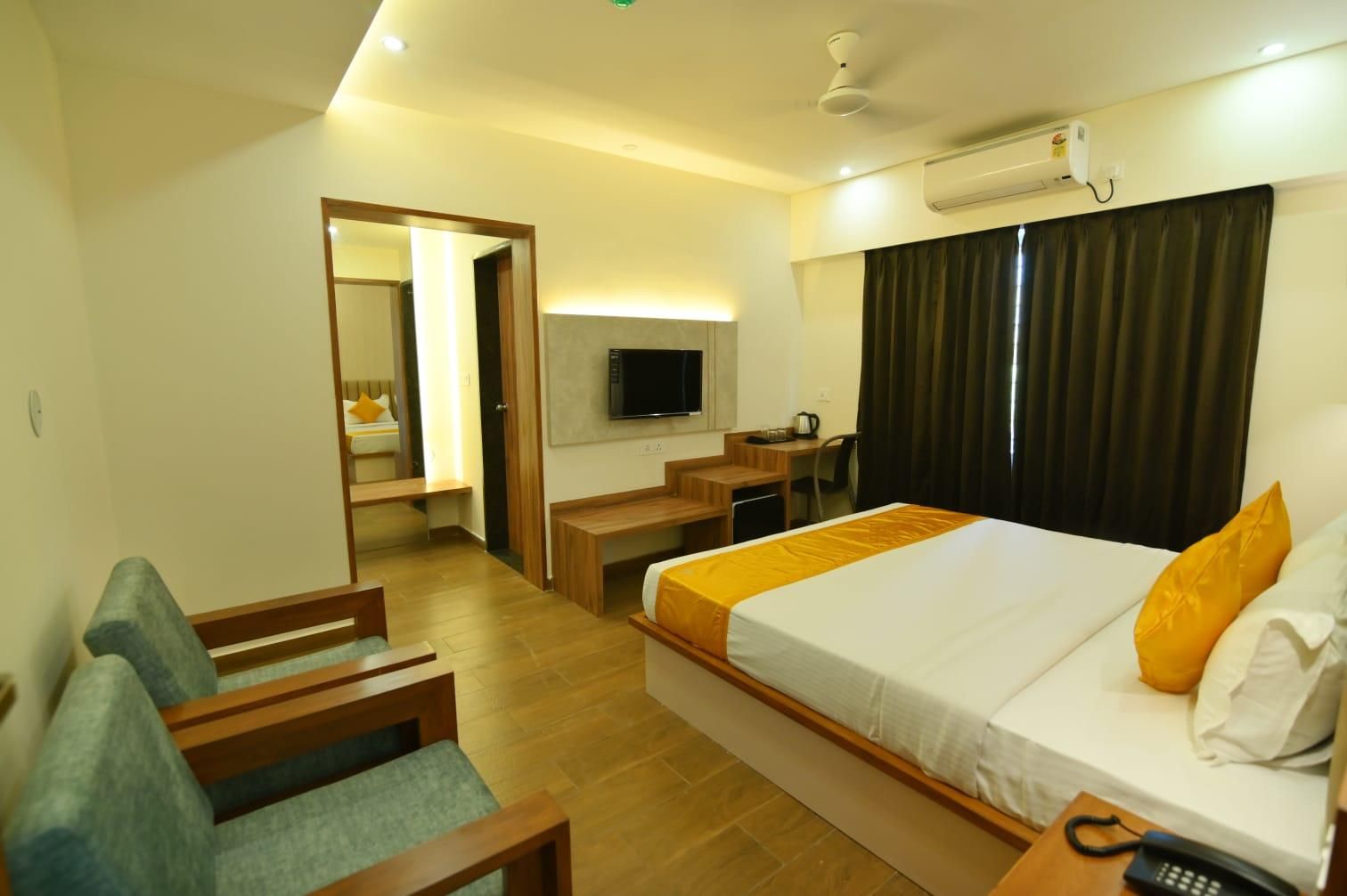 Superior Room with Balcony