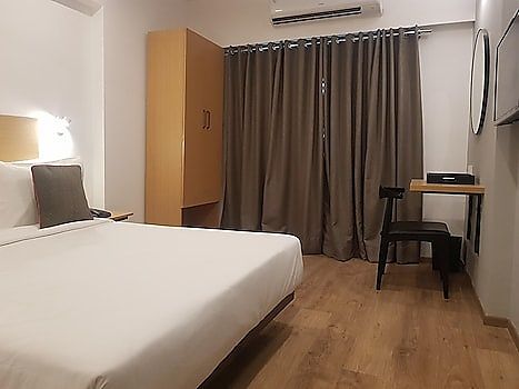 Hotel Samrat Executive Room 4