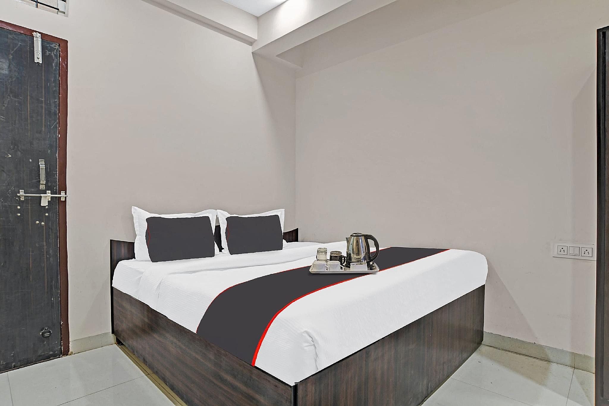 Hotel O Dream Palace Classic 14