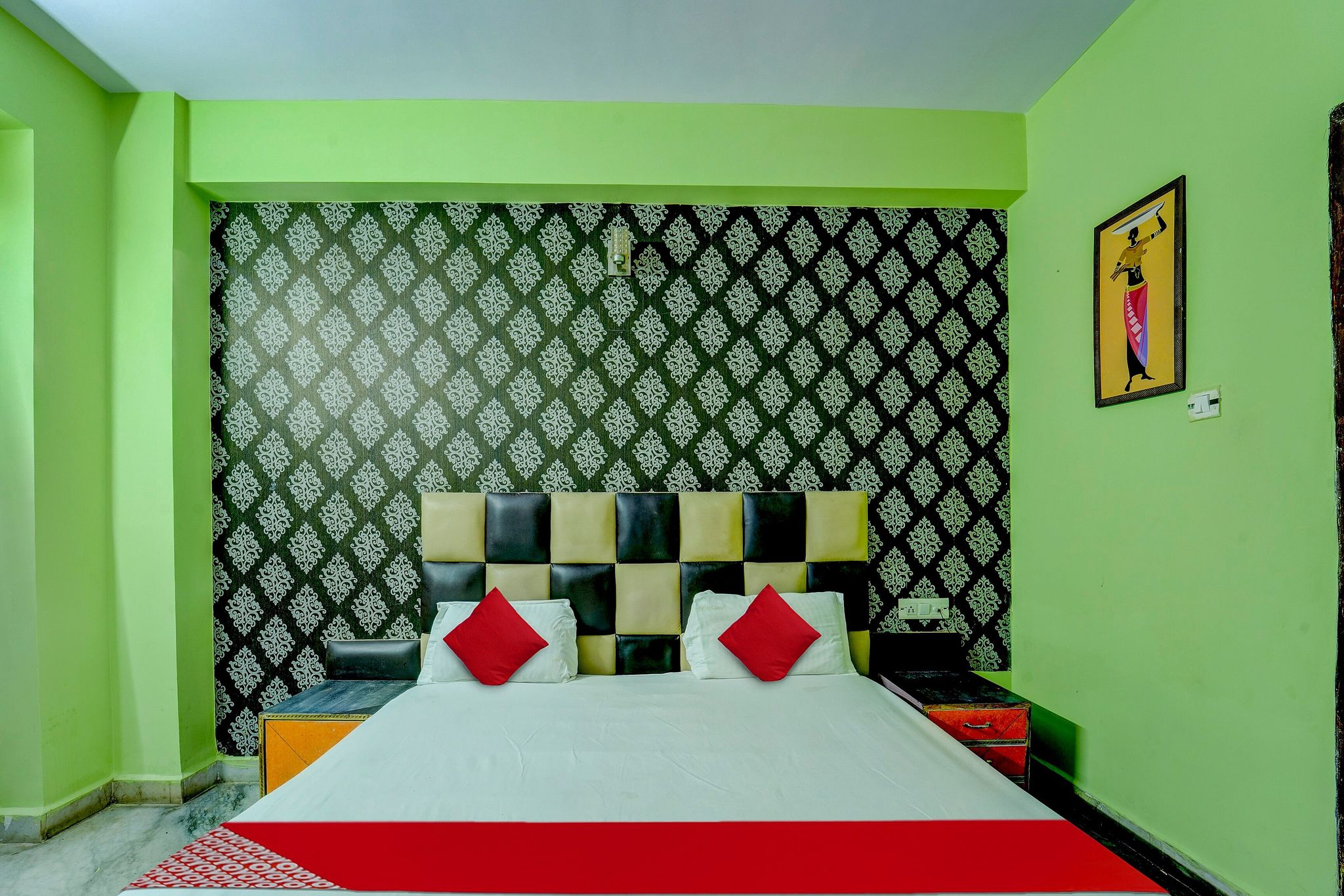 OYO 816383 Hotel New Savera Classic 10