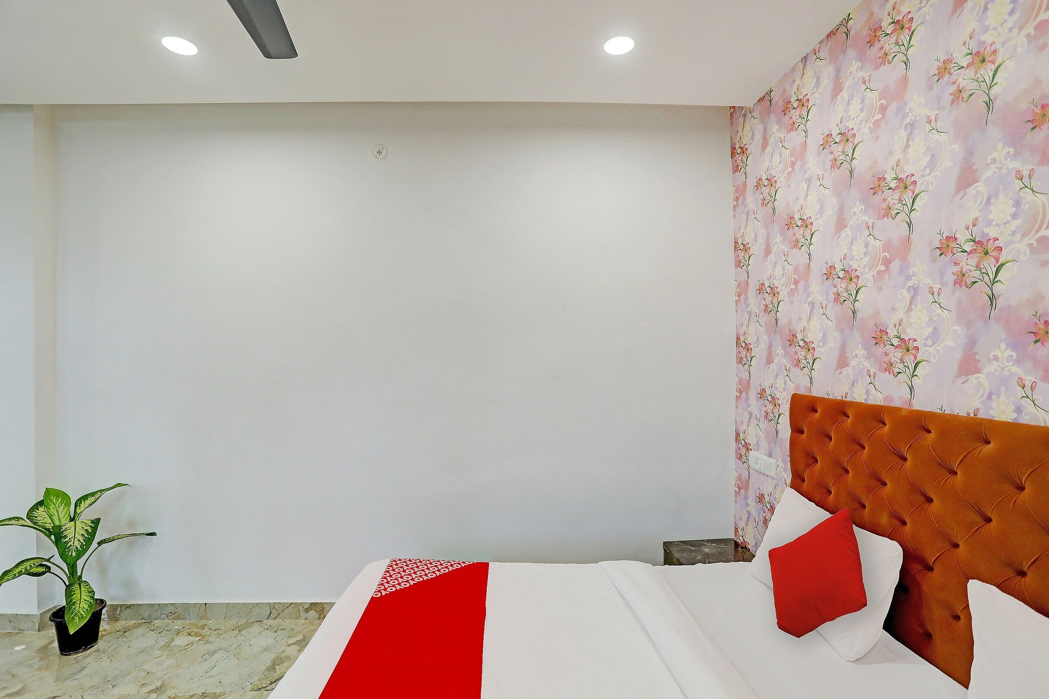 Hotel O by OYO Madhuban Villa Classic 8