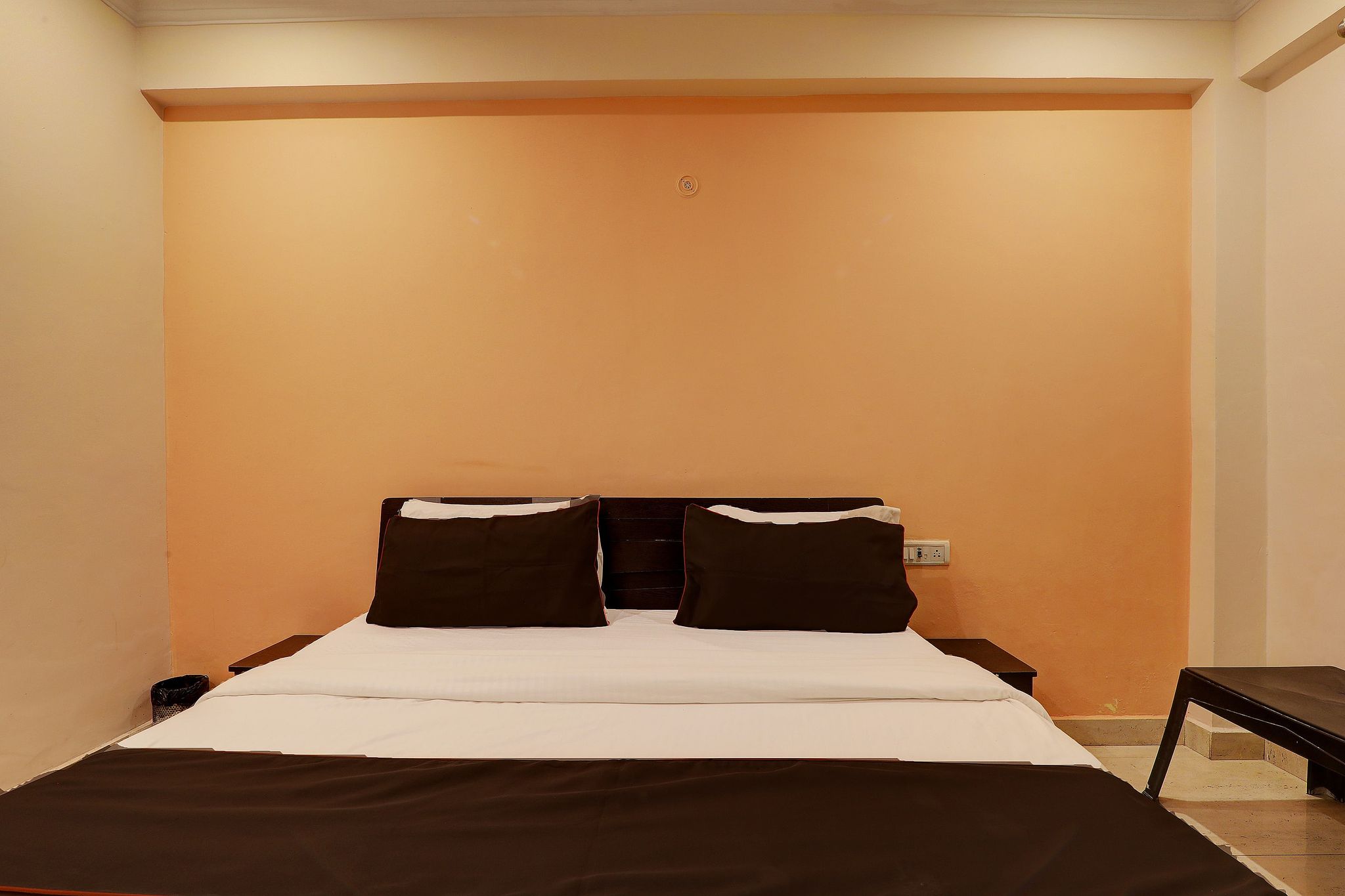 Hotel O Alacia Inn Classic 12