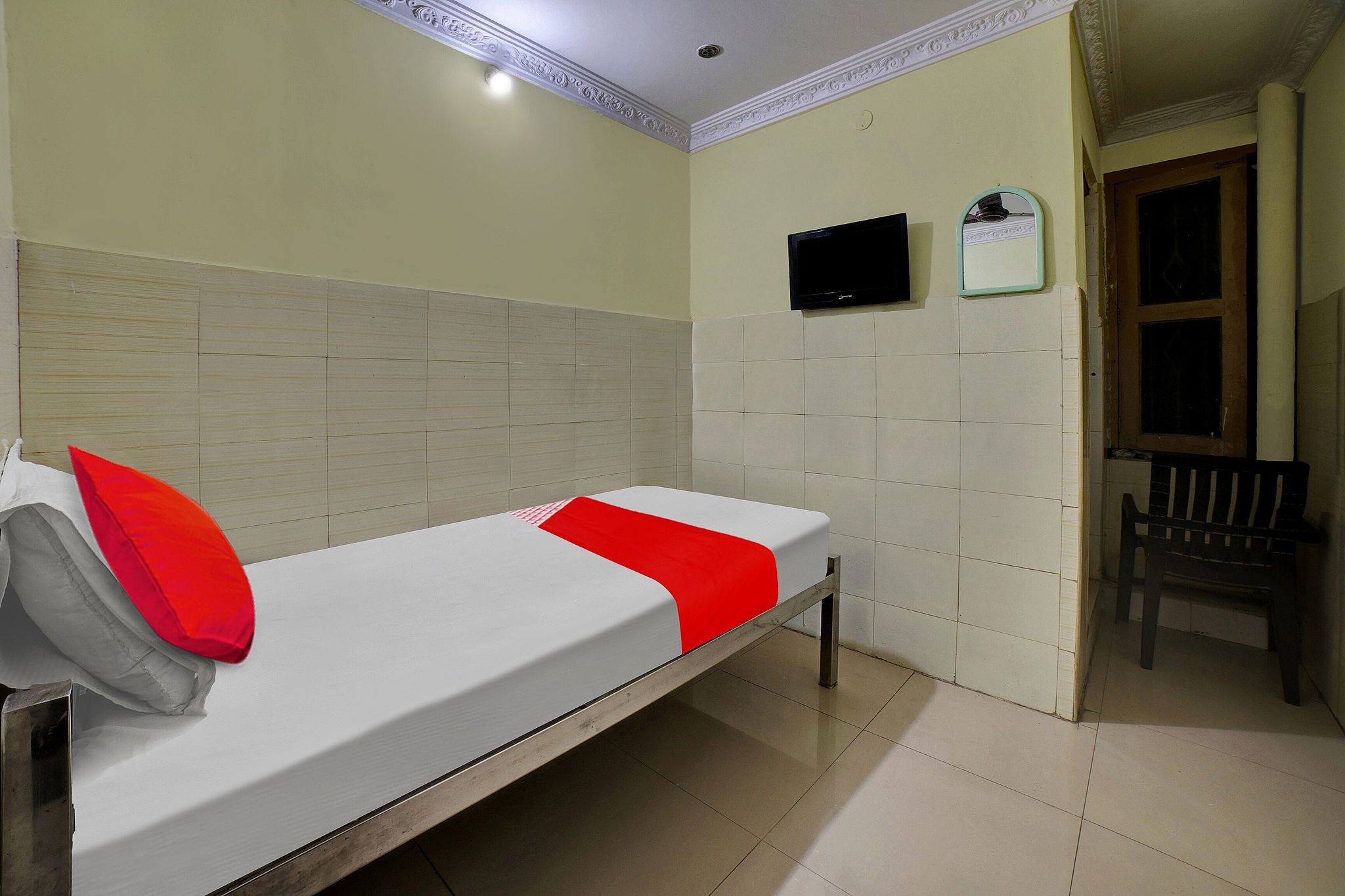 OYO Flagship 812552 Hotel Anu Residency Classic 12