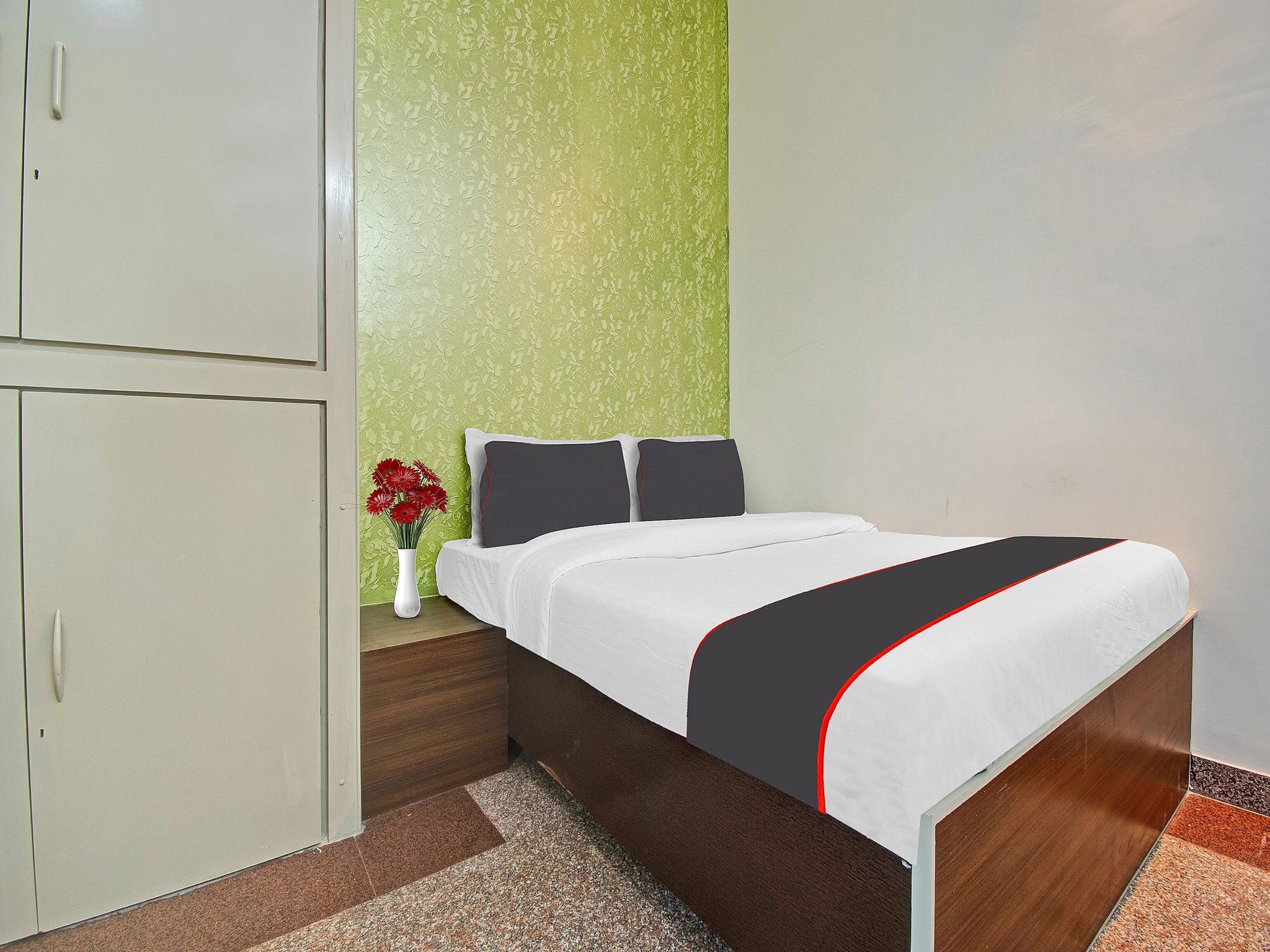 Hotel O Reyansh