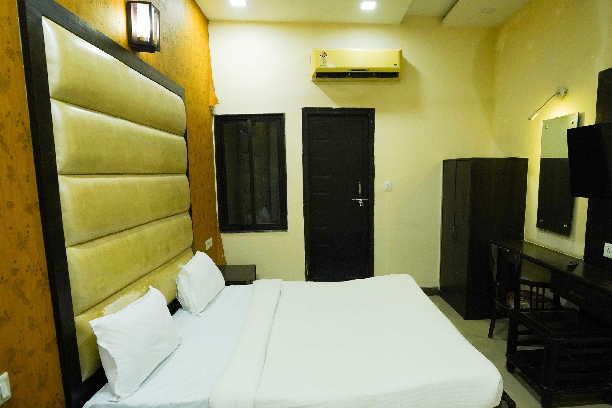 Hotel O Amara Classic 8