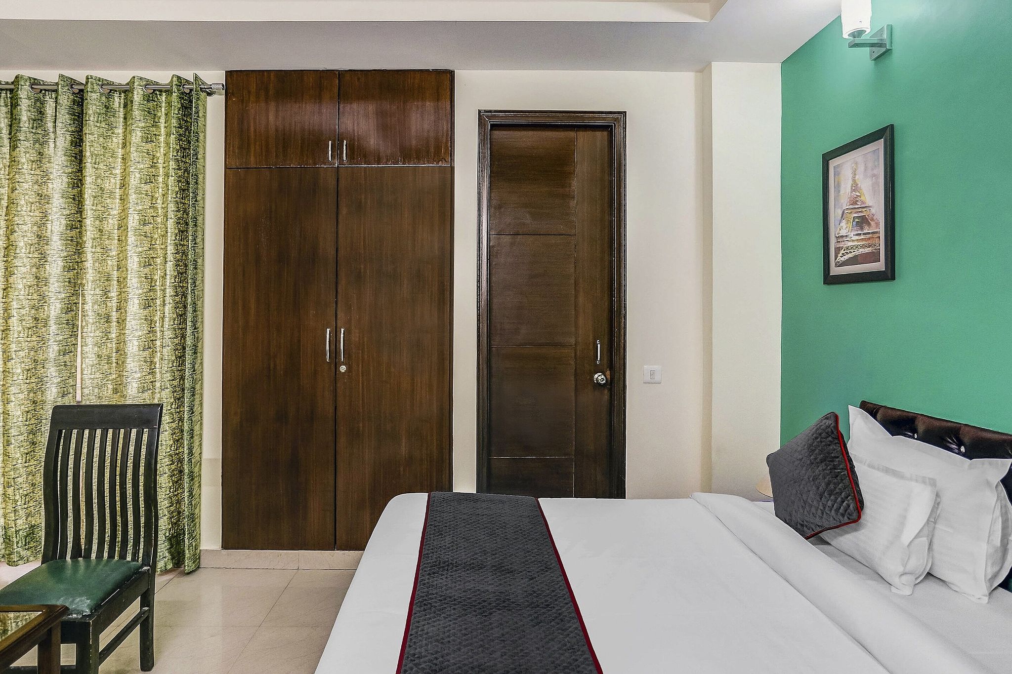 Townhouse Rumaisa Classic 16