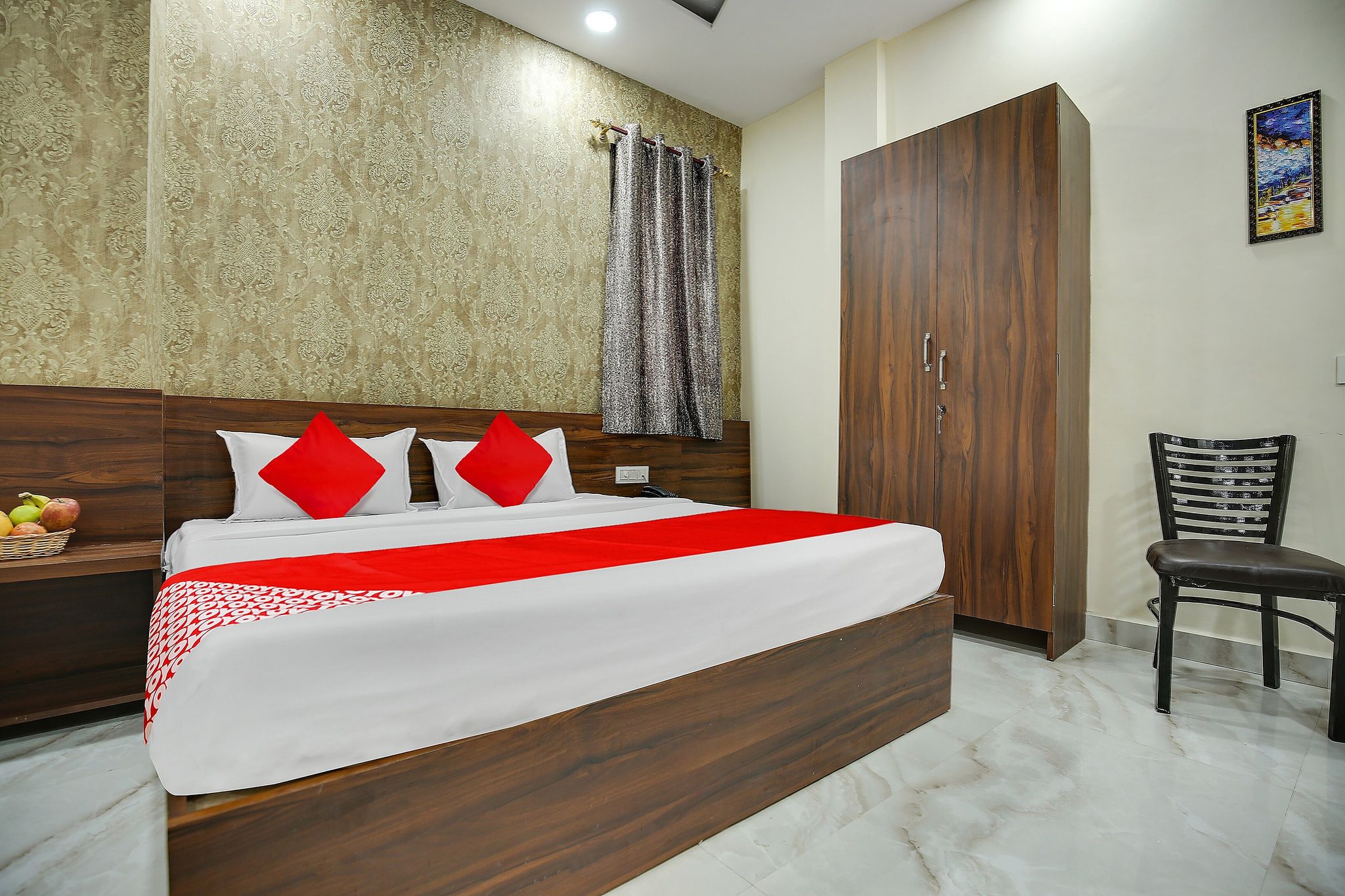 Hotel O by OYO Shiva Residency Deluxe 4