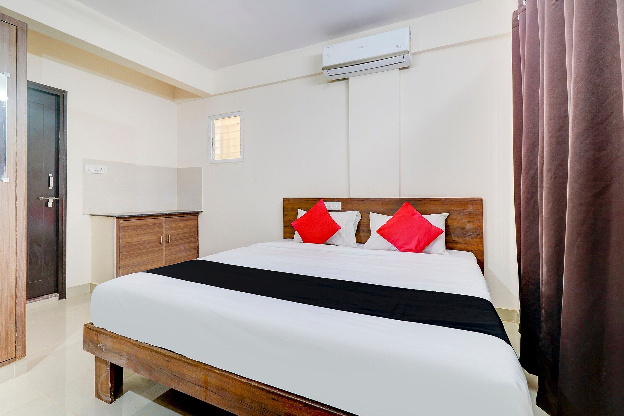 Hotel O Elite Lifestyle Red Rose Near 7d Voyage Classic 8