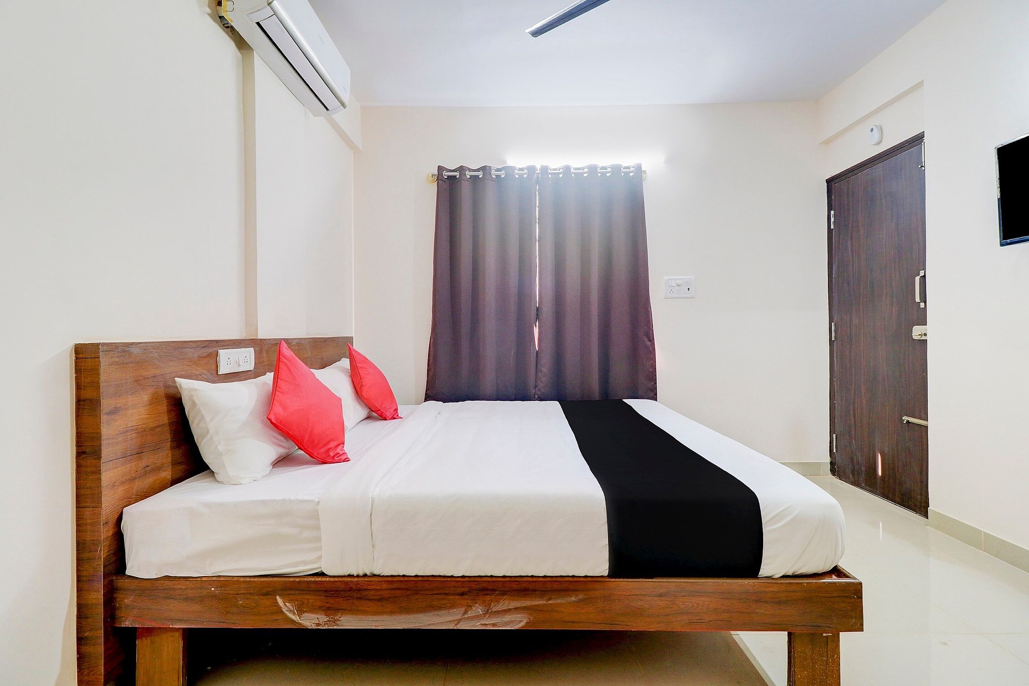 Hotel O Elite Lifestyle Red Rose Near 7d Voyage Classic 6