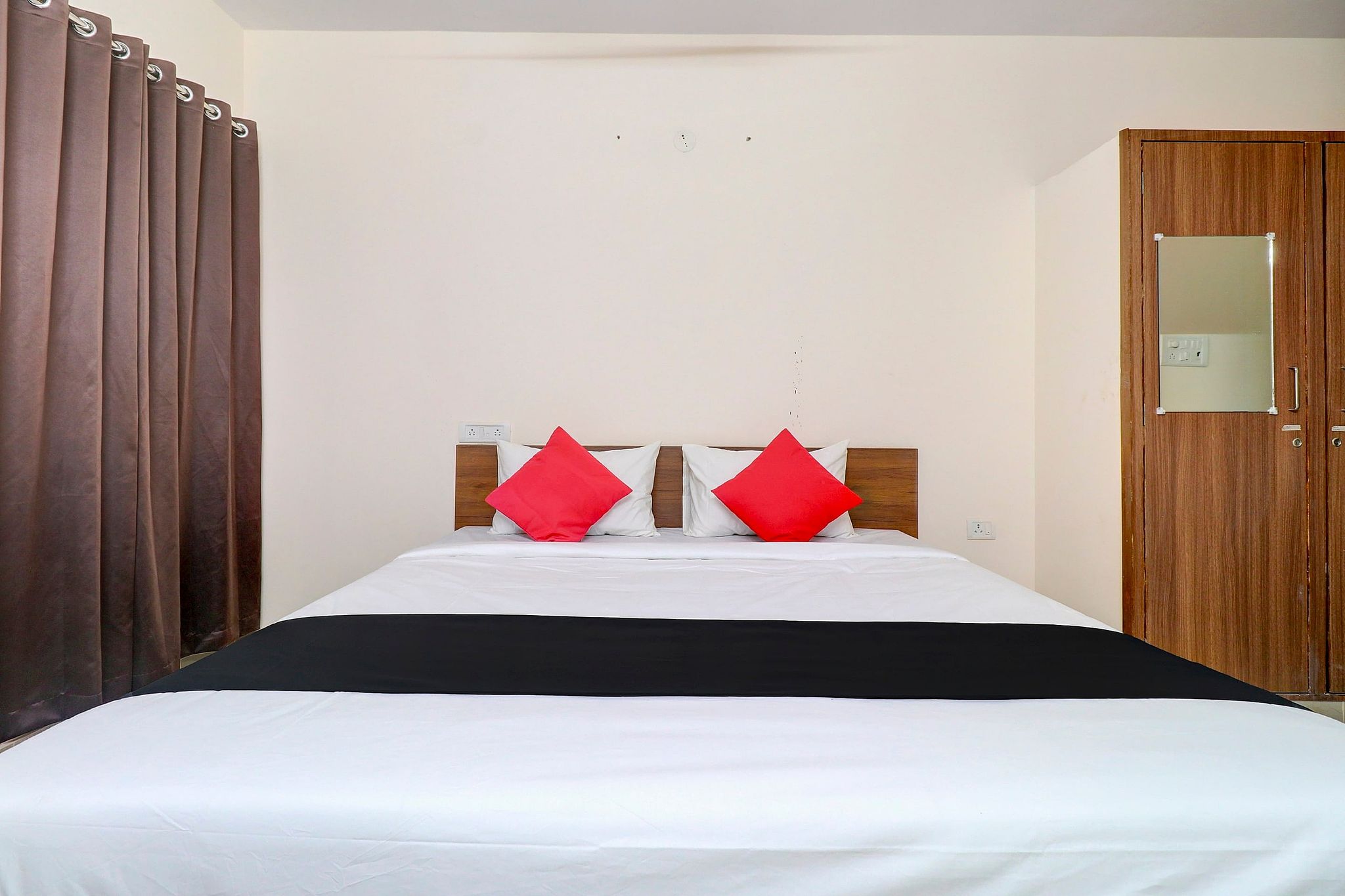 Hotel O Elite Lifestyle Red Rose Near 7d Voyage Classic 12