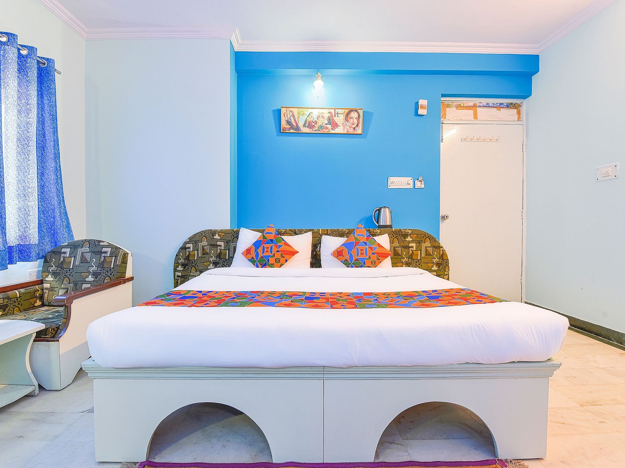 Collection O Bani Park Near Collectorate Circle Formerly Anuja Palace Classic 16