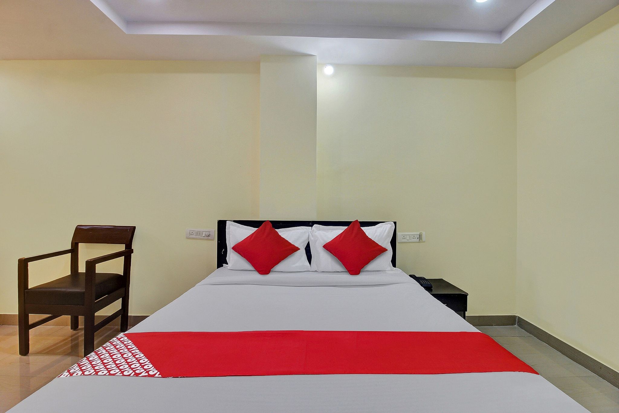 OYO 809401 Hotel Srinika Grand Classic 4