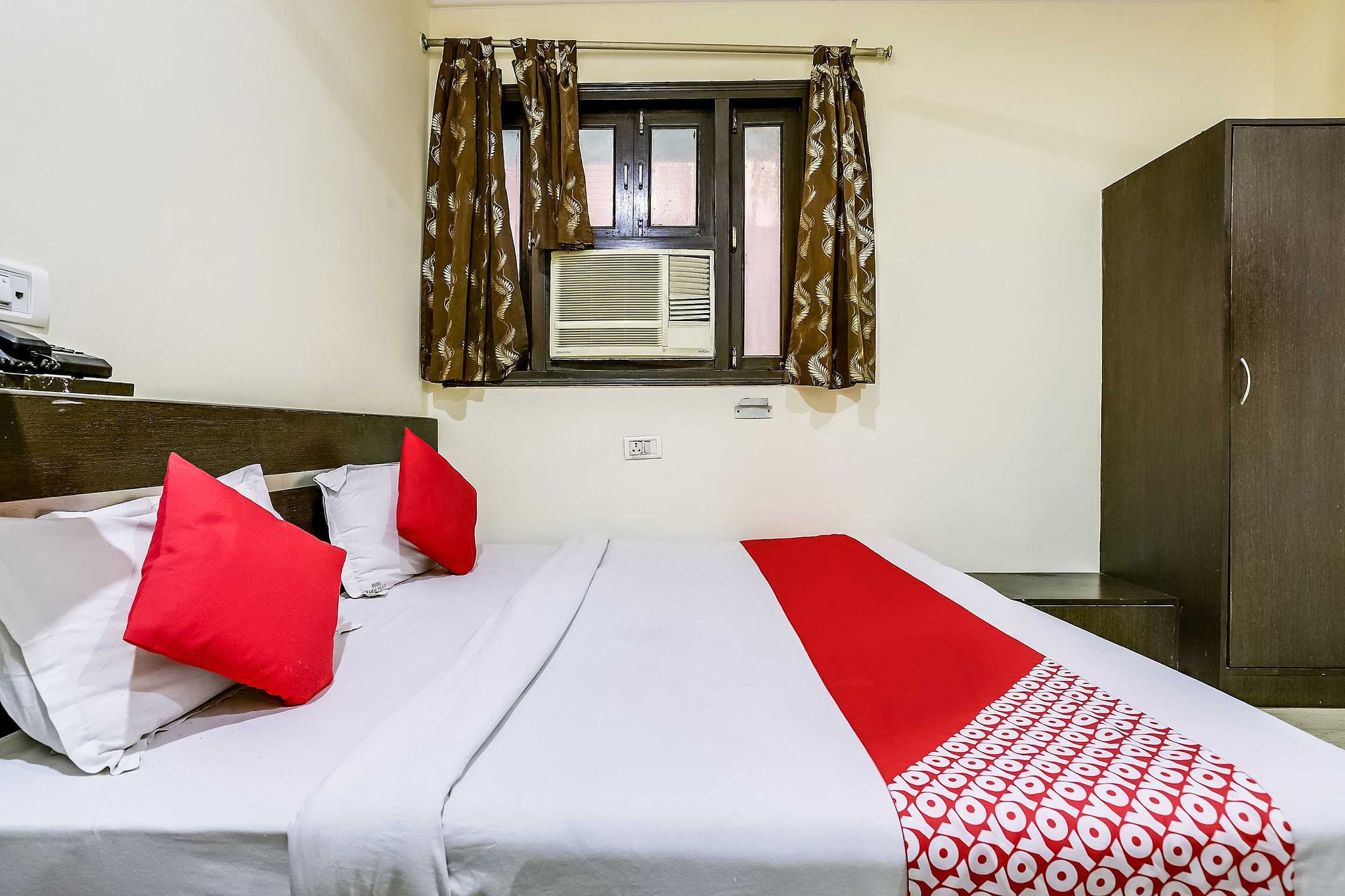 Hotel O Grand Residency Classic 6