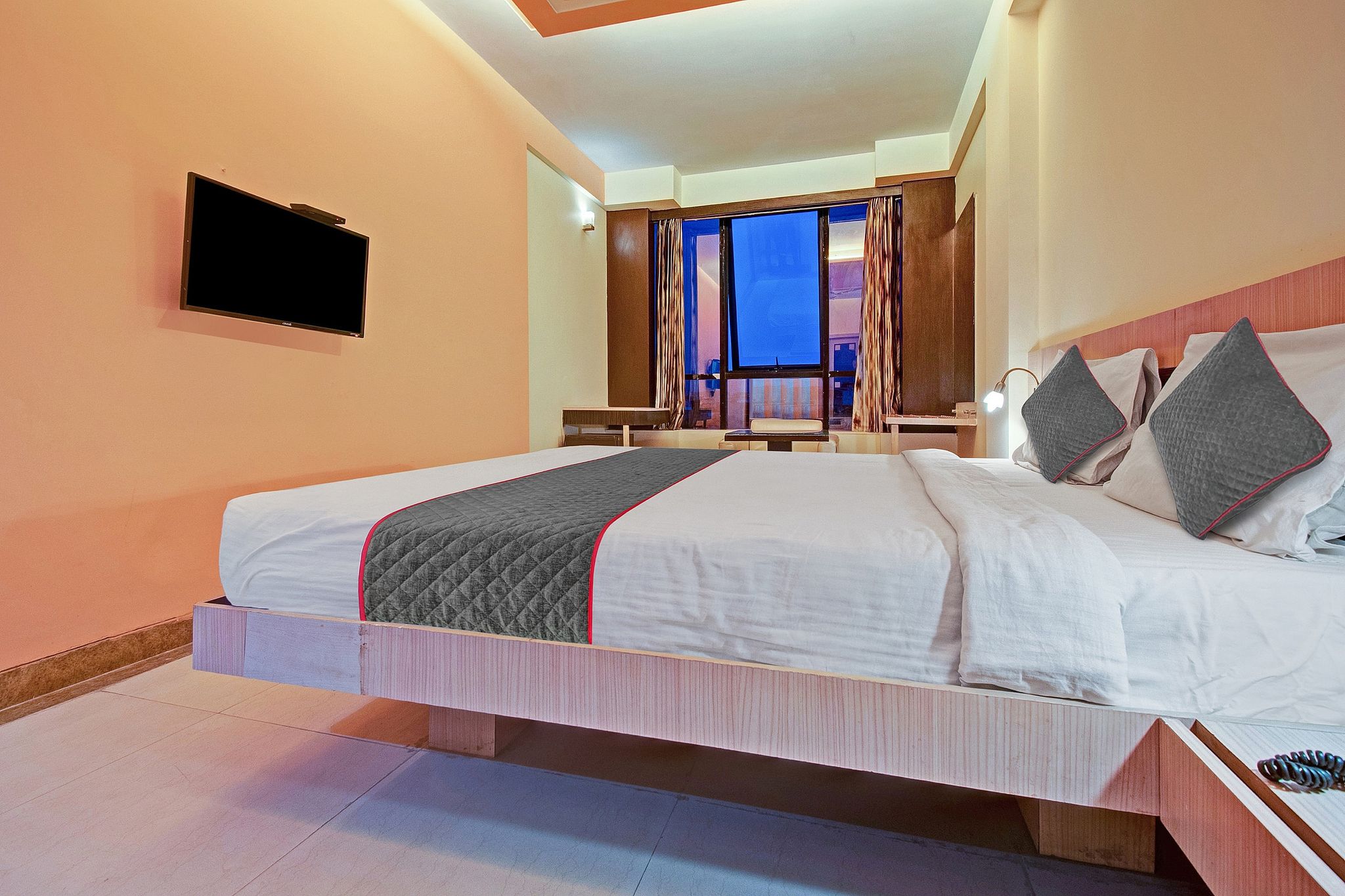 Super Collection O Adarsh Nagar Raja Park formerly Apex Intercontinental