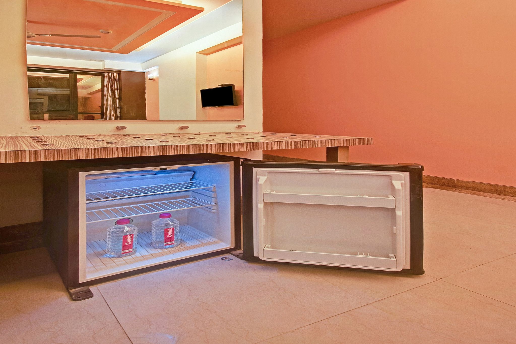 Super Collection O Adarsh Nagar Raja Park formerly Apex Intercontinental