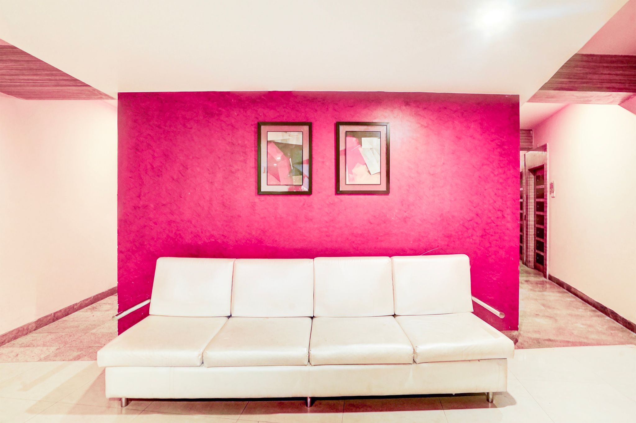 Super Collection O Adarsh Nagar Raja Park formerly Apex Intercontinental