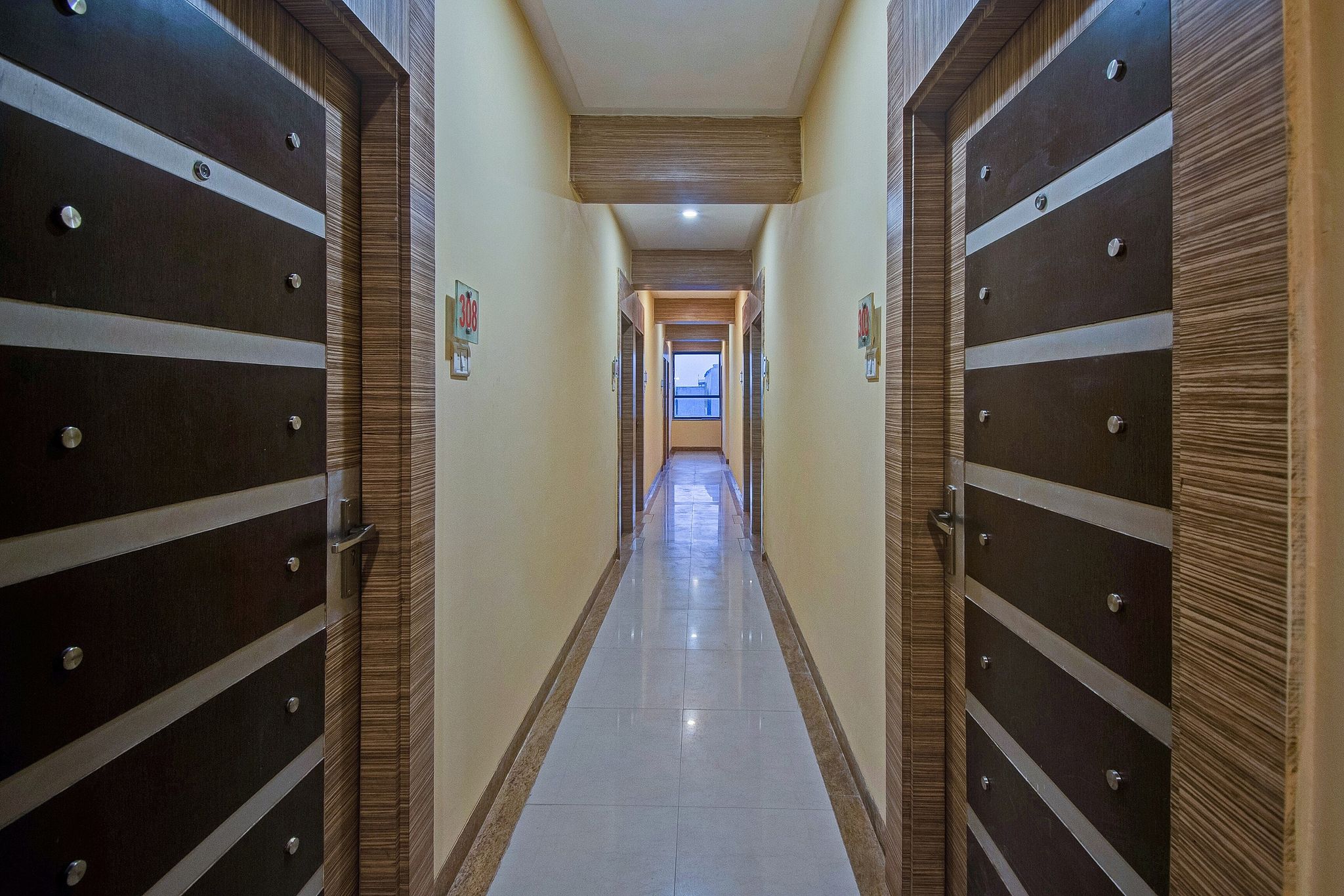 Super Collection O Adarsh Nagar Raja Park formerly Apex Intercontinental