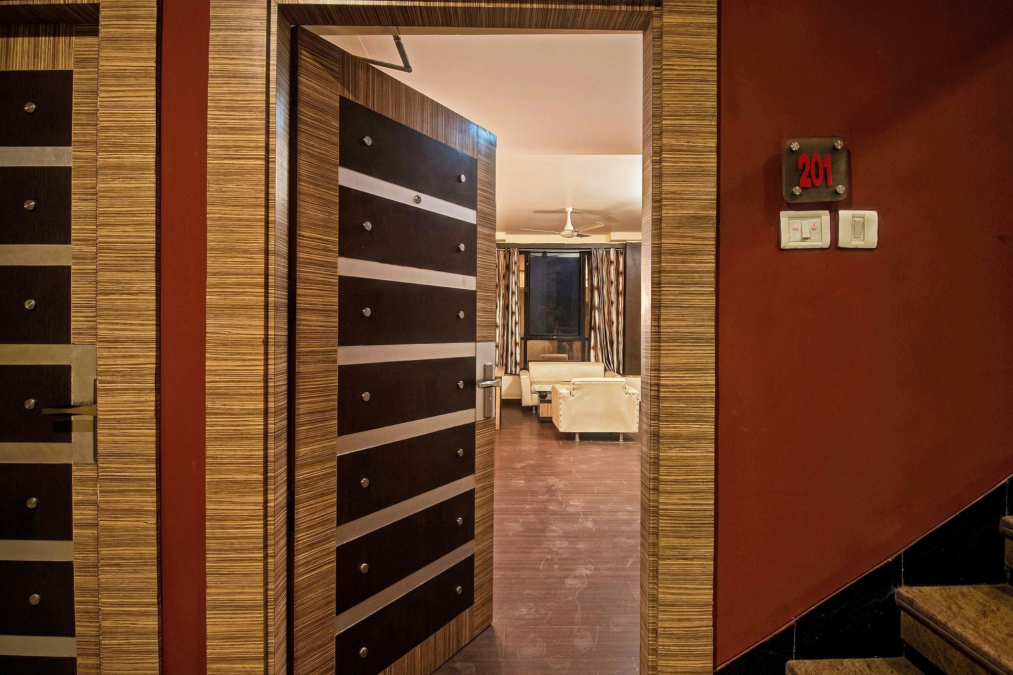 Super Collection O Adarsh Nagar Raja Park formerly Apex Intercontinental