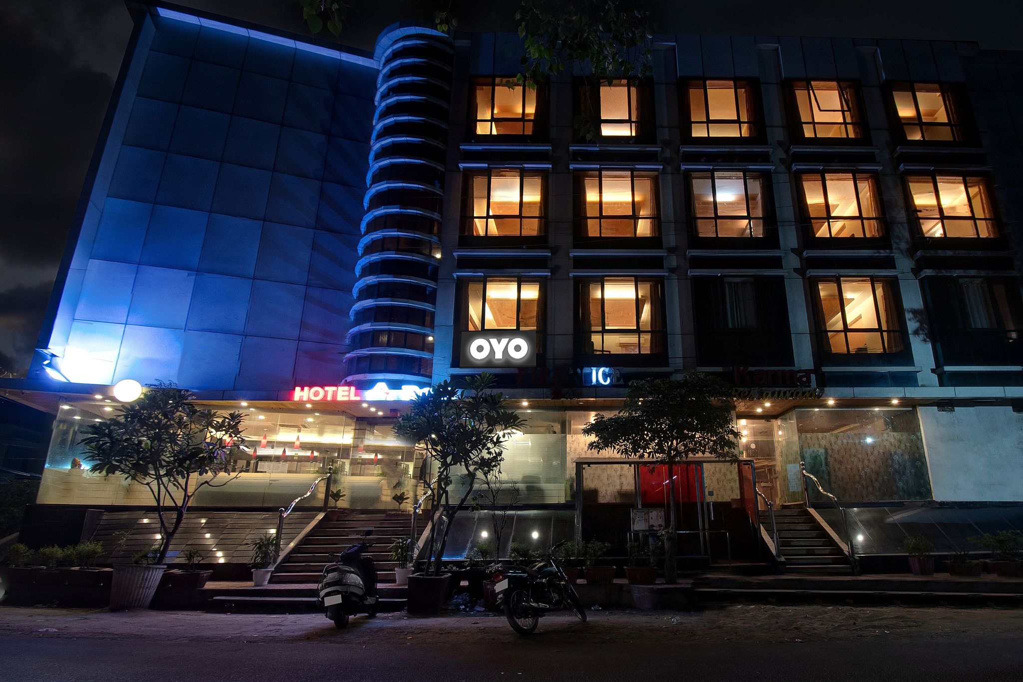 Super Collection O Adarsh Nagar Raja Park formerly Apex Intercontinental