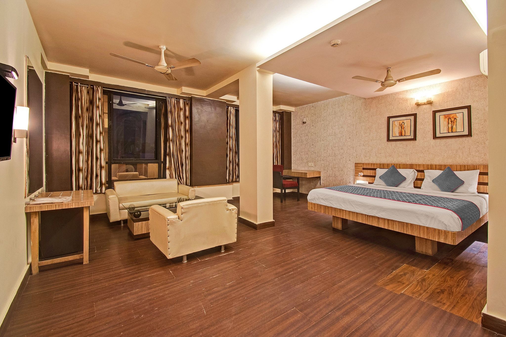 Super Collection O Adarsh Nagar Raja Park formerly Apex Intercontinental