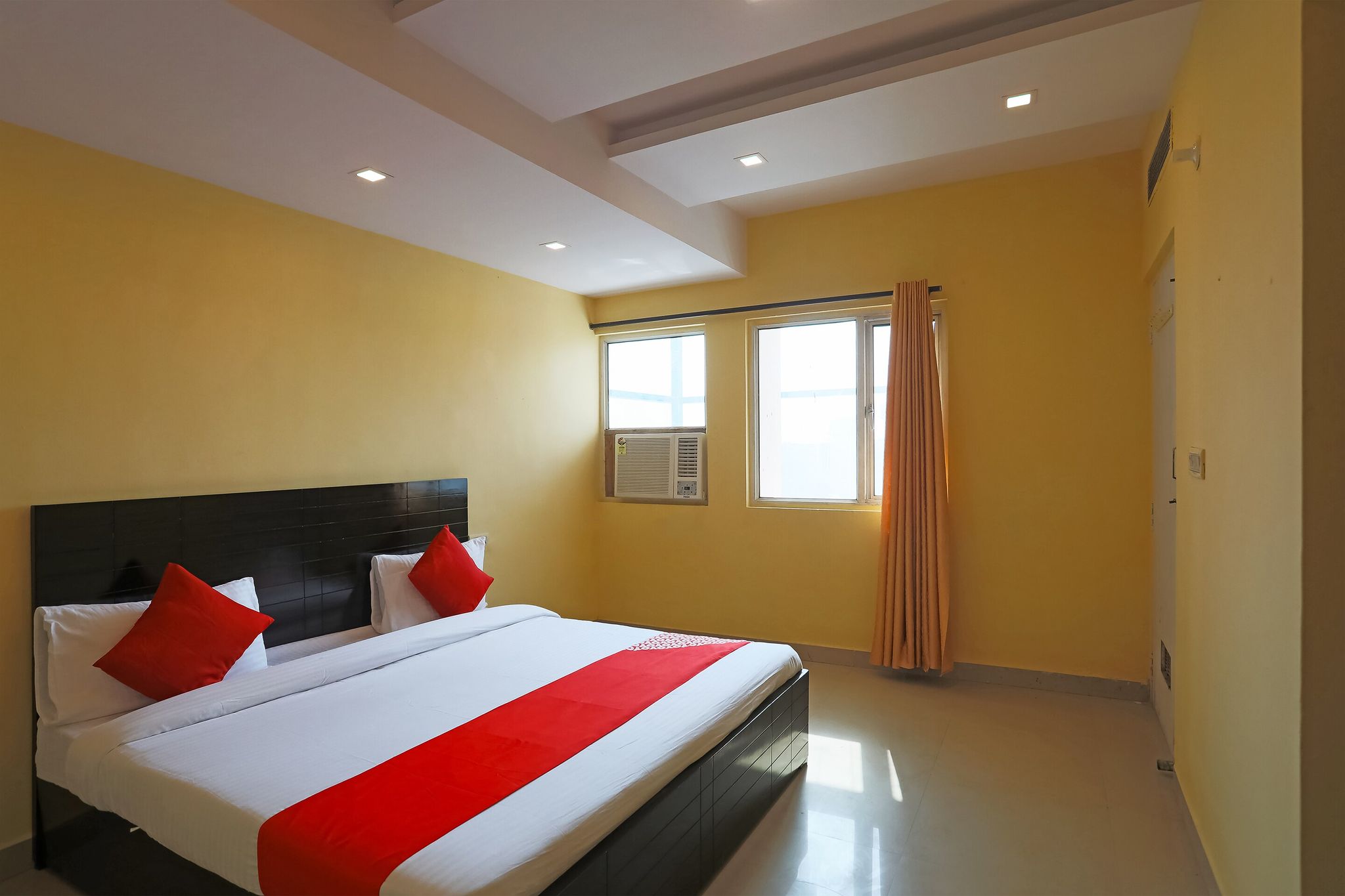 Hotel O M.M. Paradise & PG Classic 4