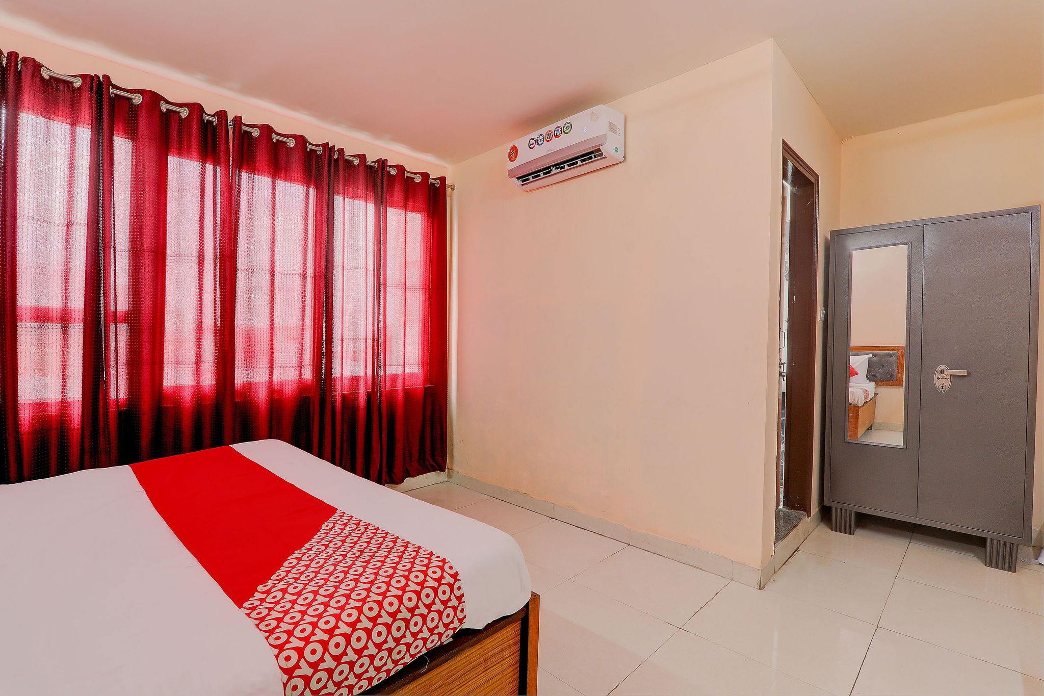 Super HOTEL O RADIANCE Classic 8