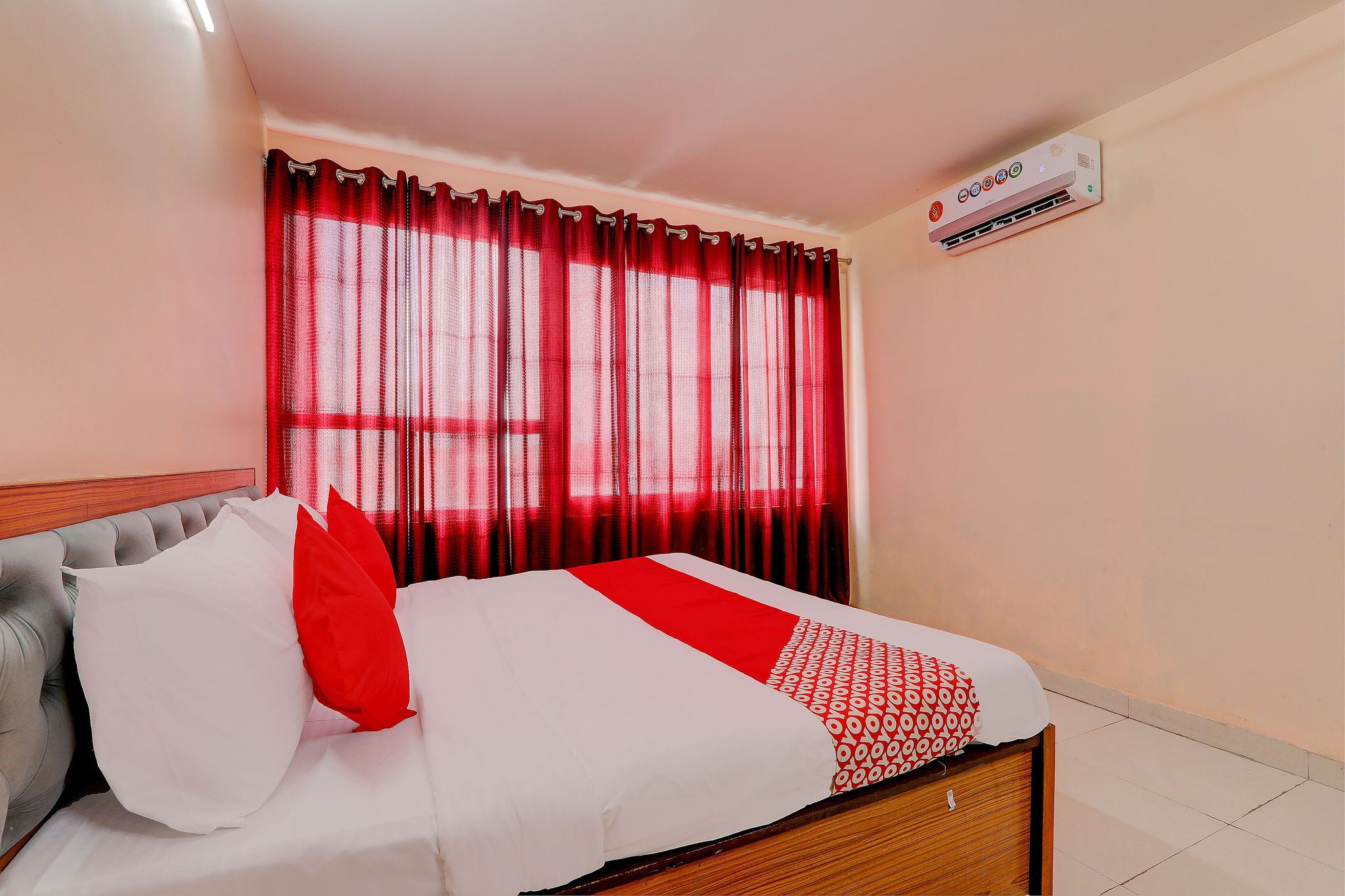 Super HOTEL O RADIANCE Classic 12