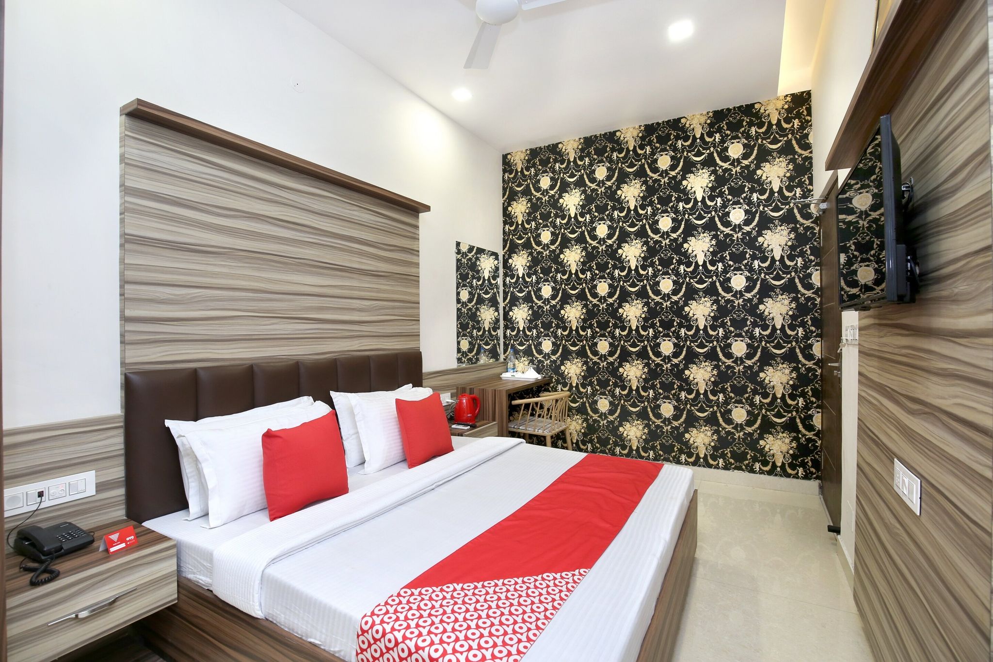 Hotel O Boss Deluxe 15