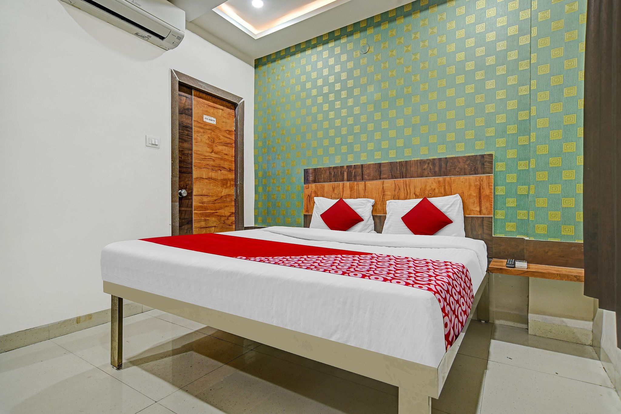 Hote O Blue Wings Classic