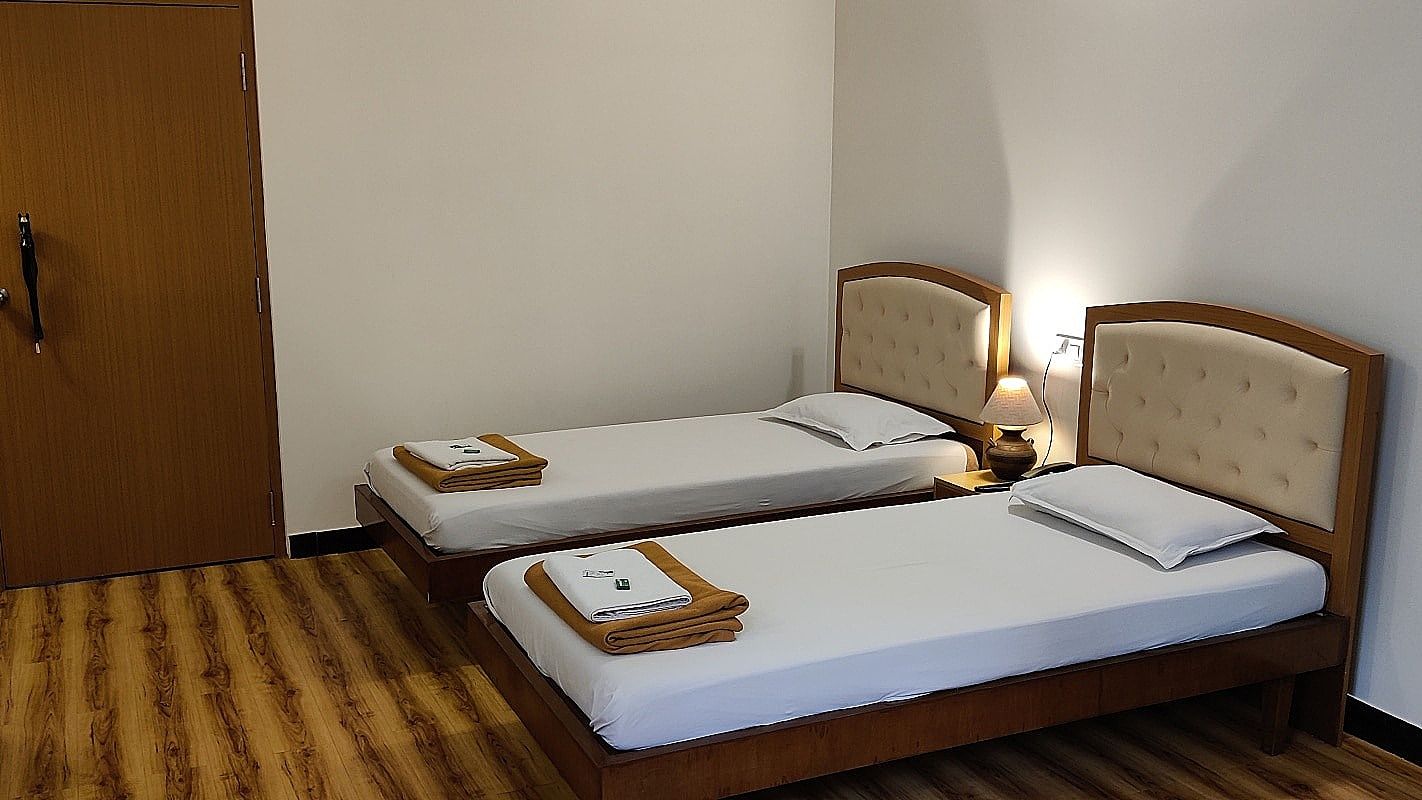 undefined The Cottage - Luxury Corporate Hotel 10